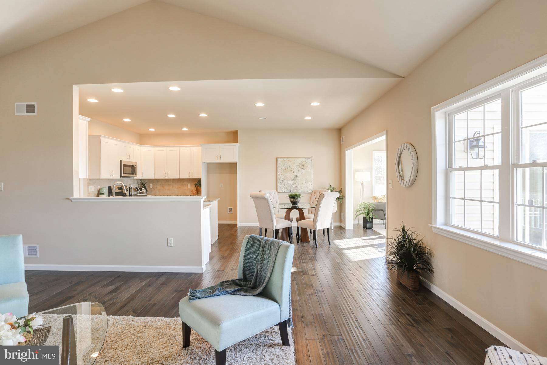 STONEYBROOK OF ELIZABETHTOWN - Residential