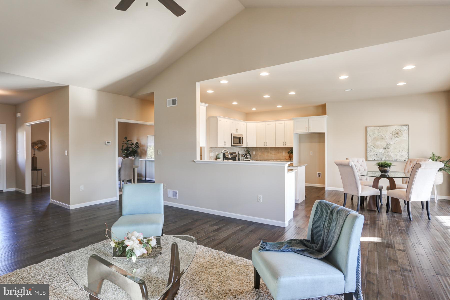STONEYBROOK OF ELIZABETHTOWN - Residential