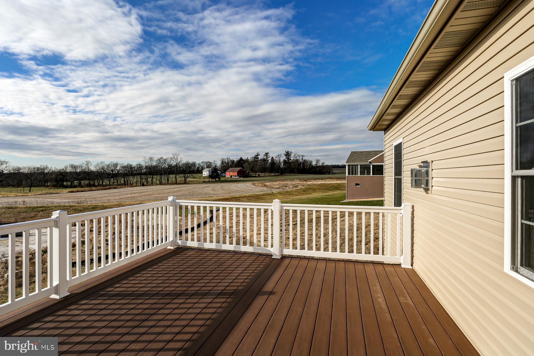 STONEYBROOK OF ELIZABETHTOWN - Residential