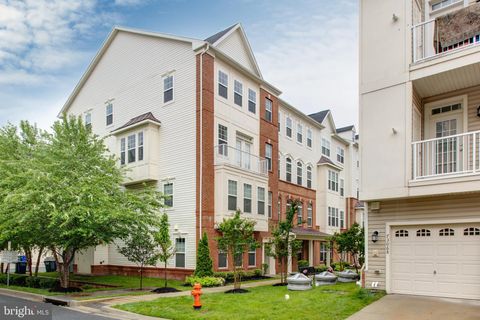 7310 HARLOW WAY A HANOVER MD 21076