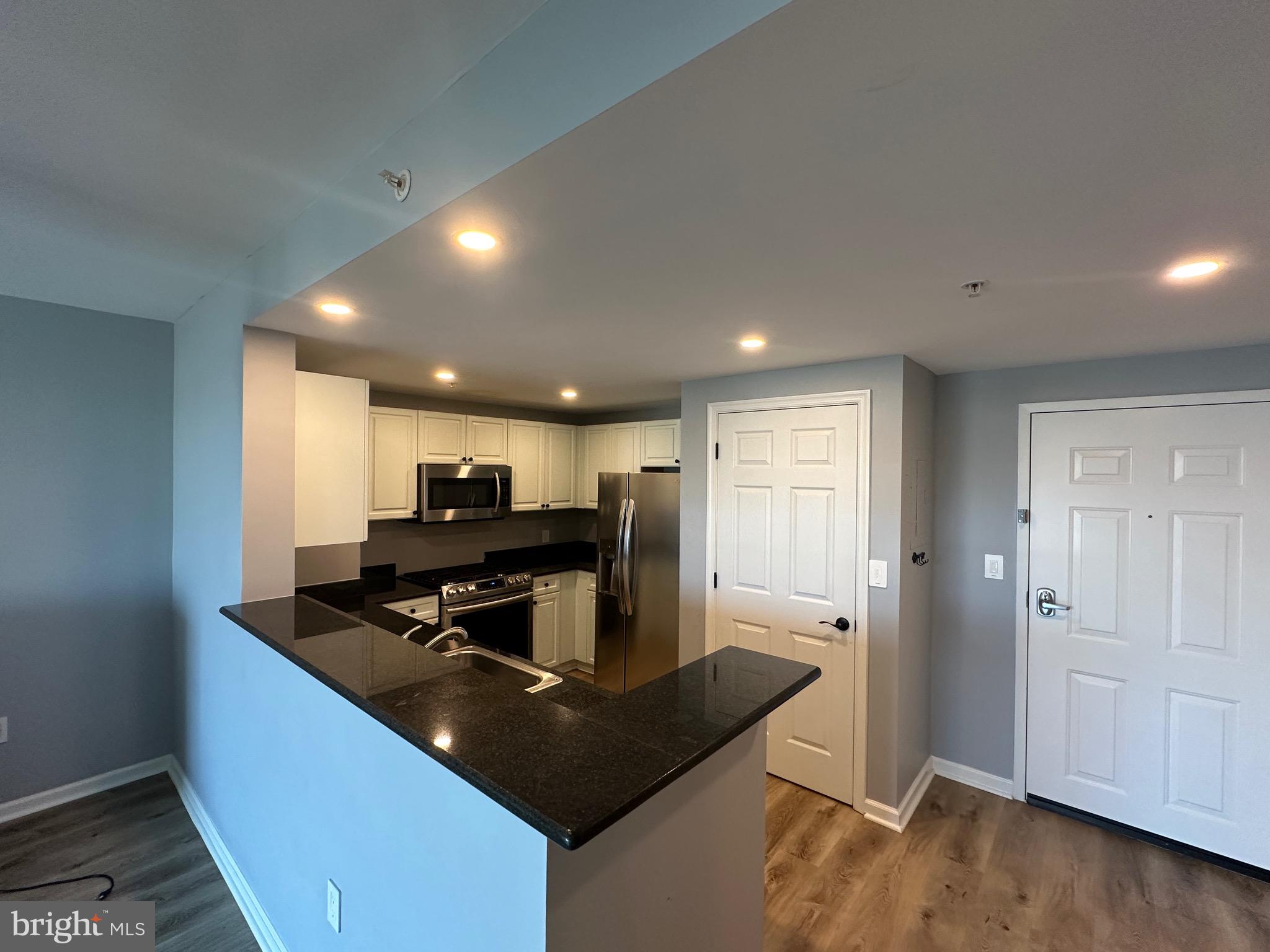 WILTON HOUSE - Residential Lease