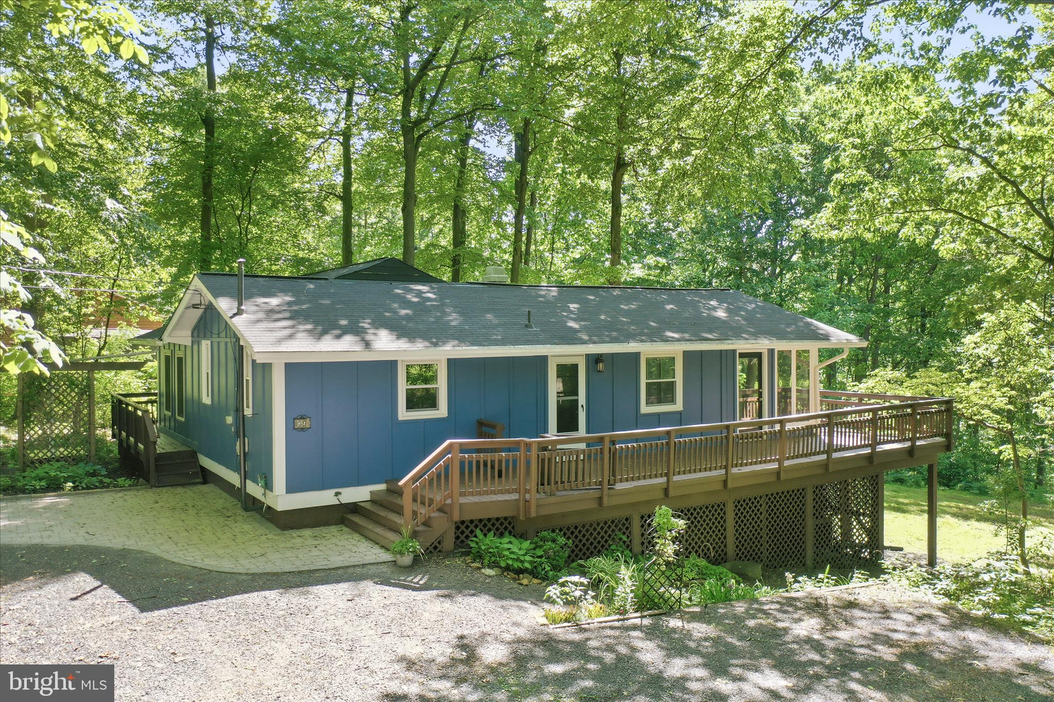 BLUE MOUNTAIN - Residential