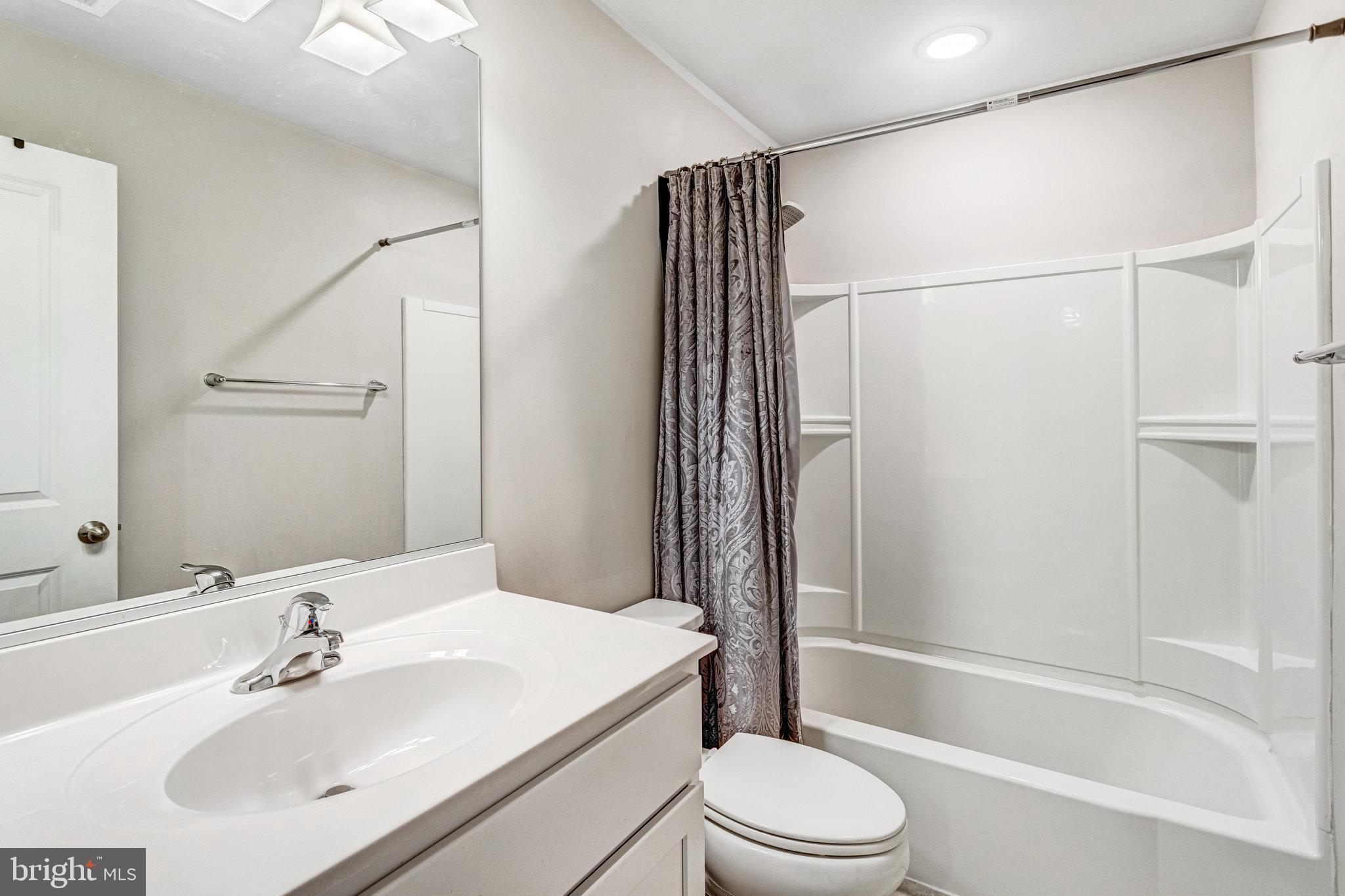 VILLAS AT SALEM CHURCH - Residential