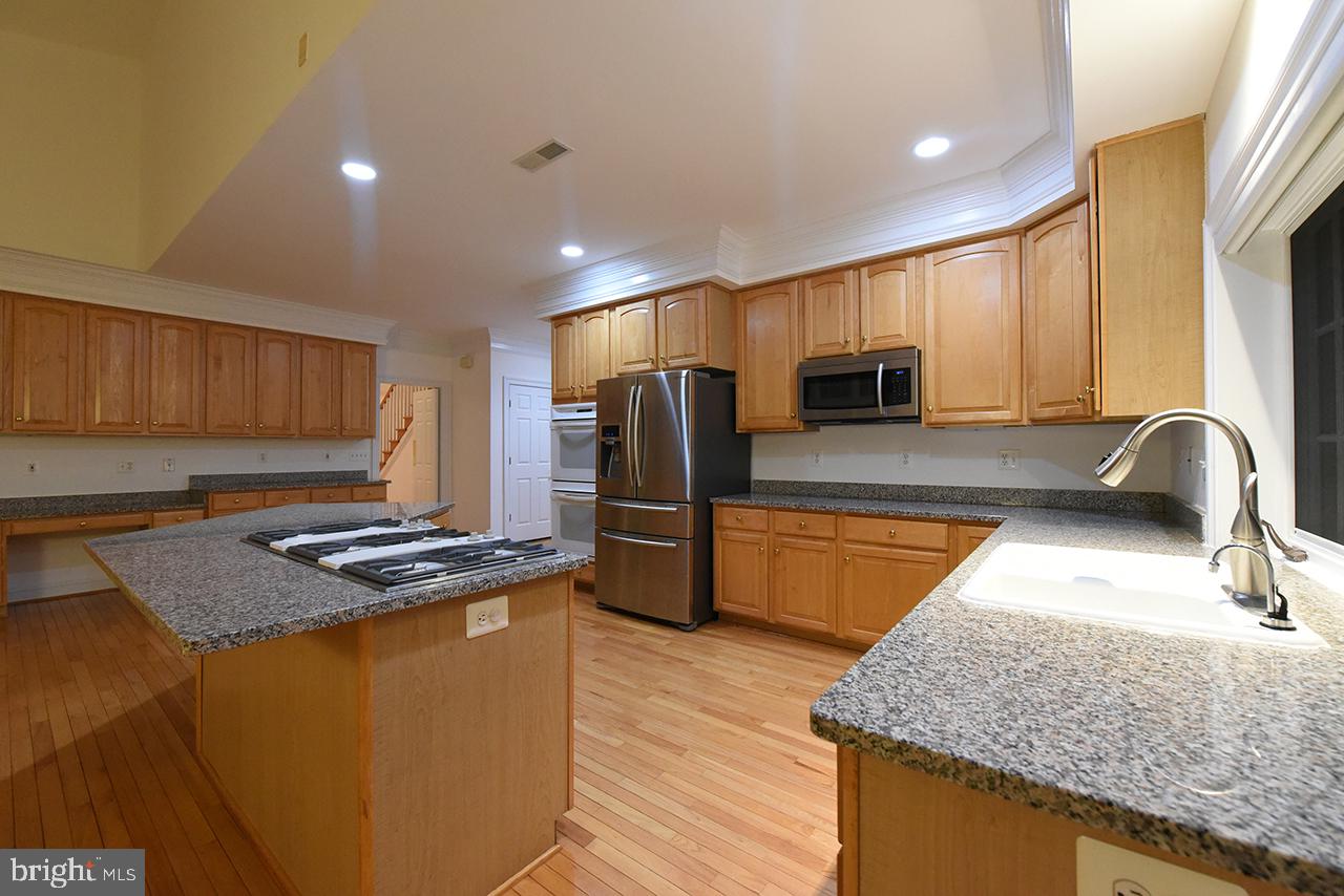 11507 BROAD GREEN DRIVE