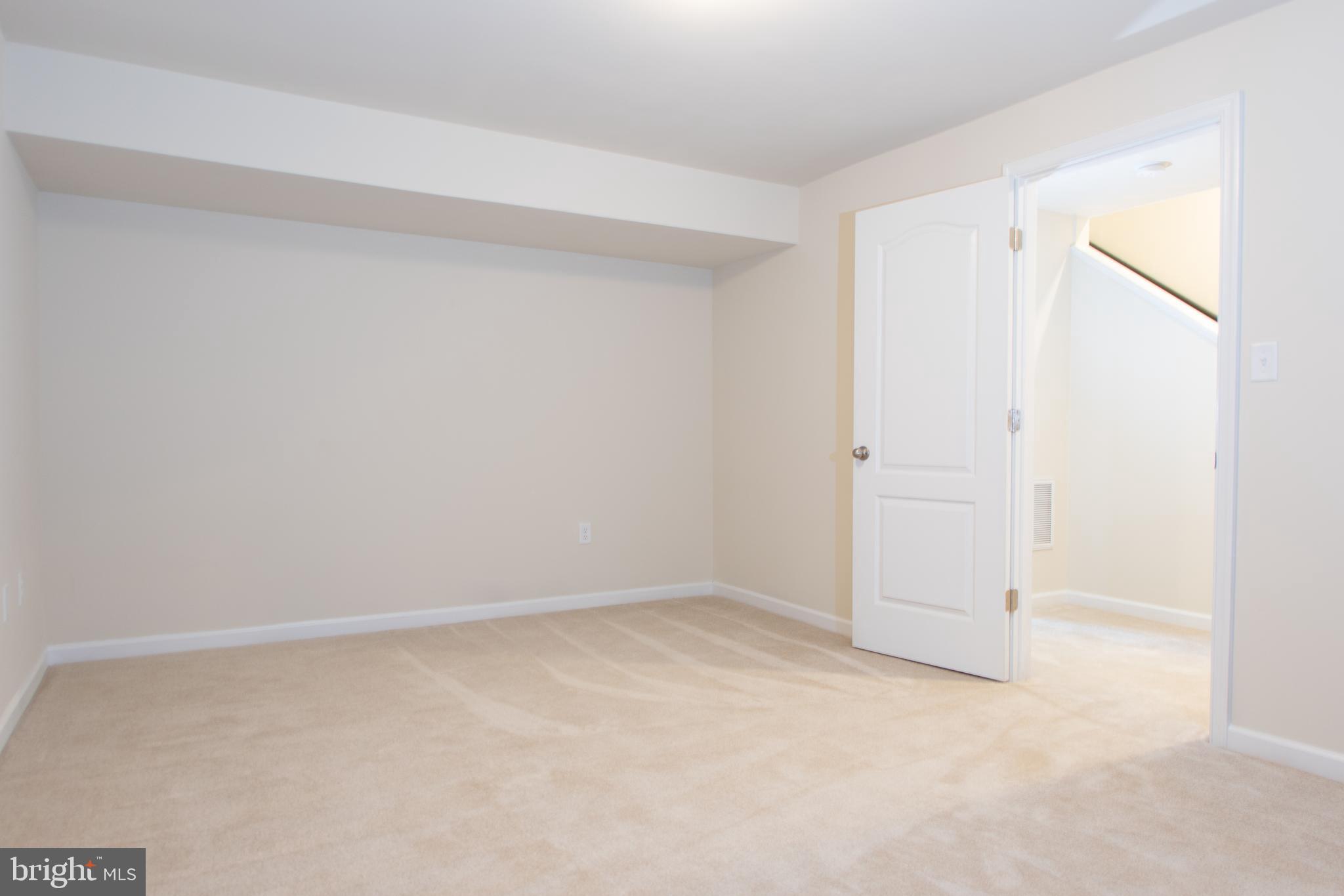 ARCHERS ROCK - Residential