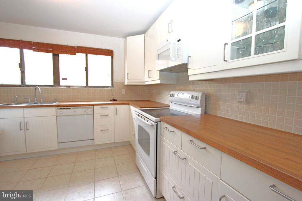 RIPPON LANDING - Residential