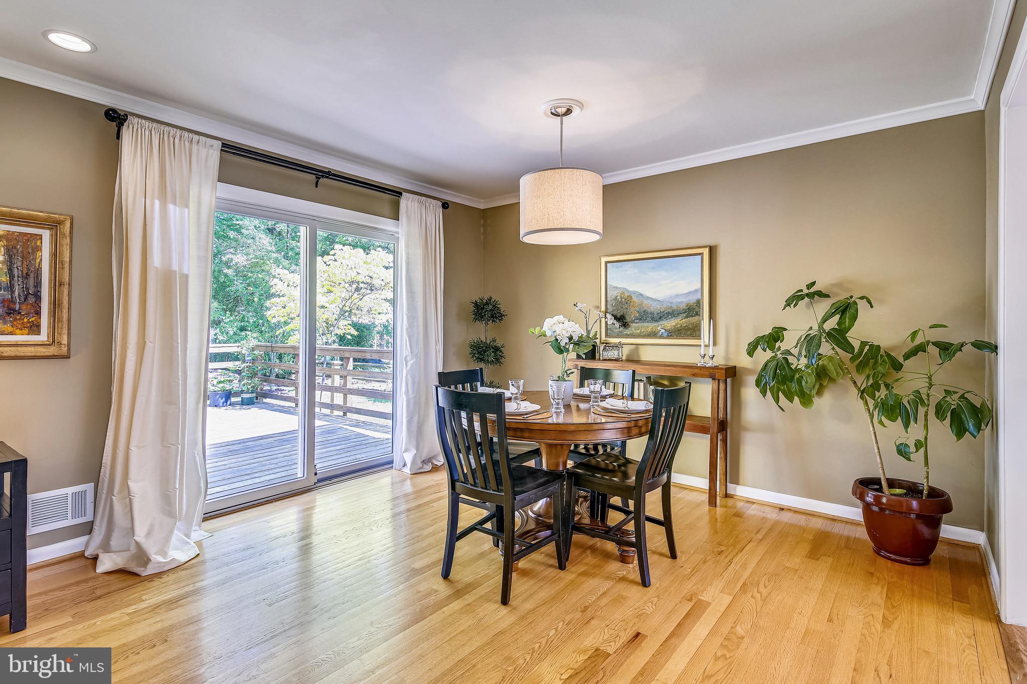 REGENCY ESTATES - Residential