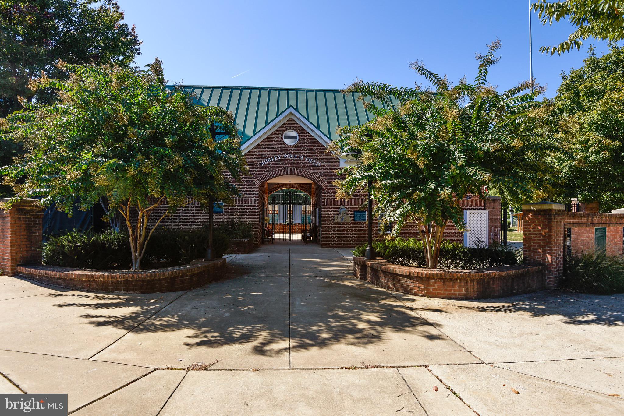 REGENCY ESTATES - Residential