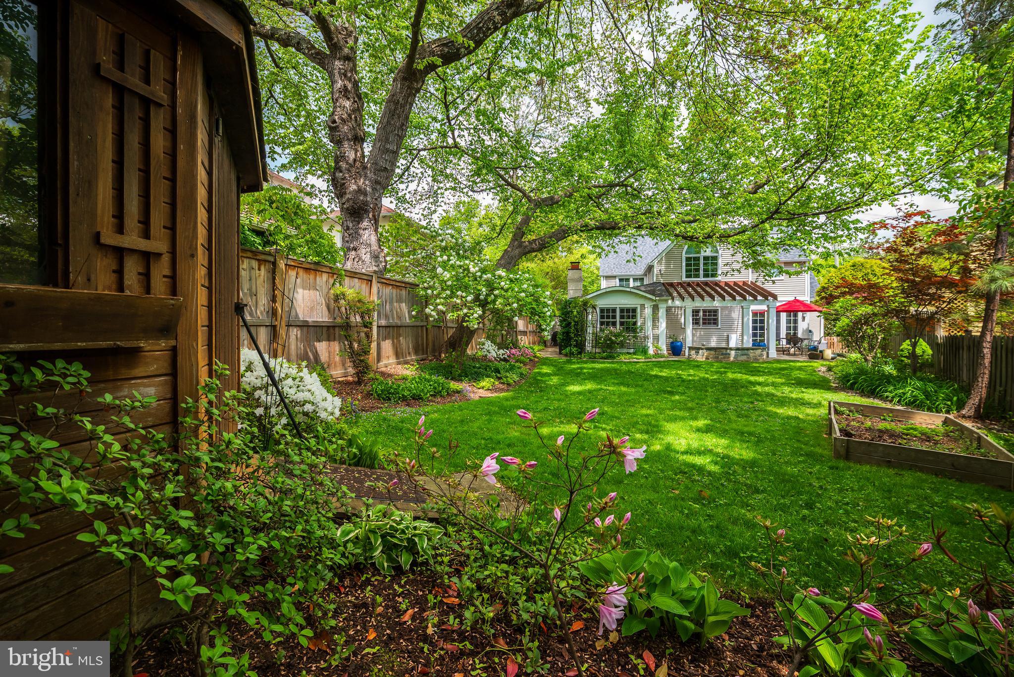 BATTERY PARK - Residential