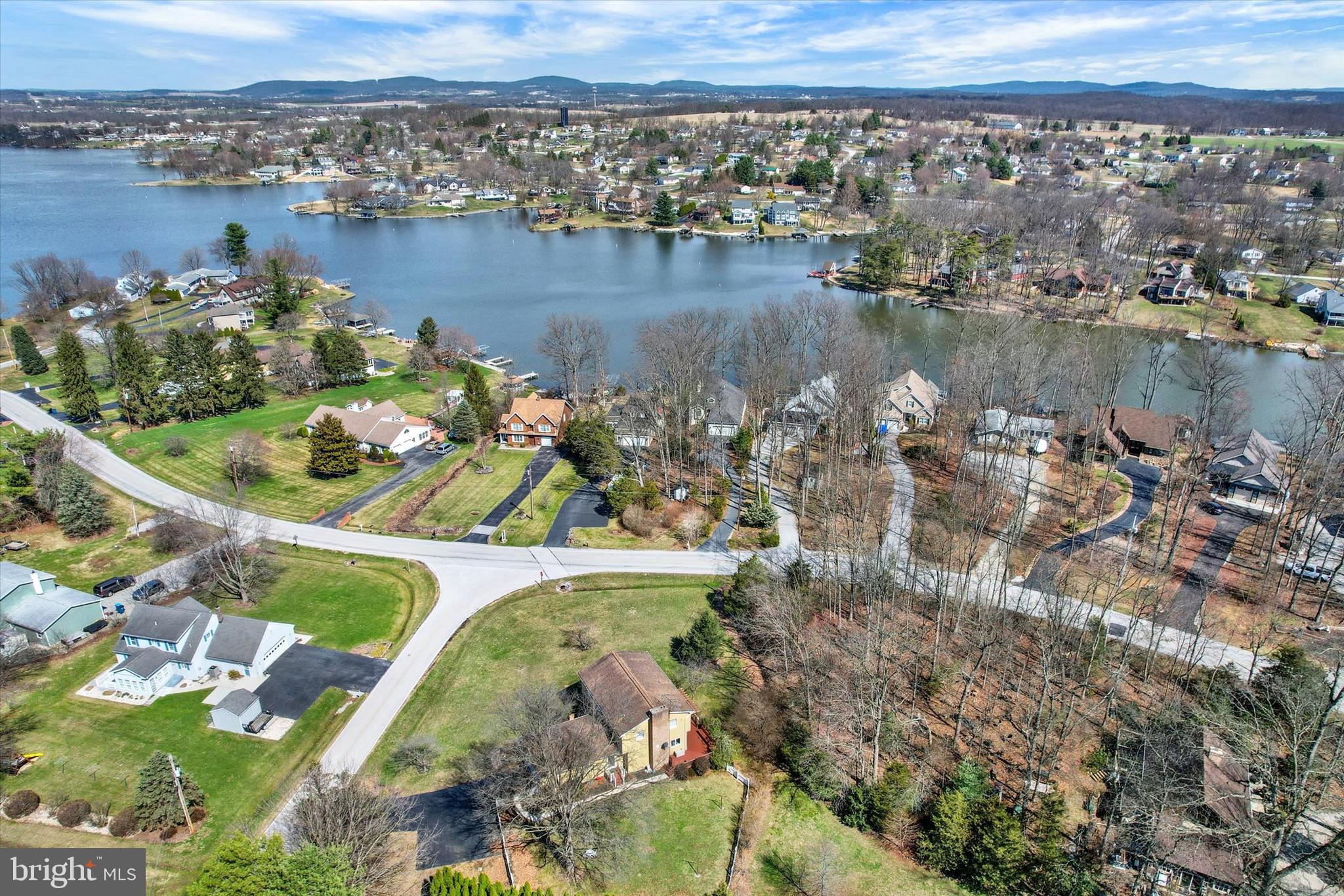 LAKE MEADE - Residential