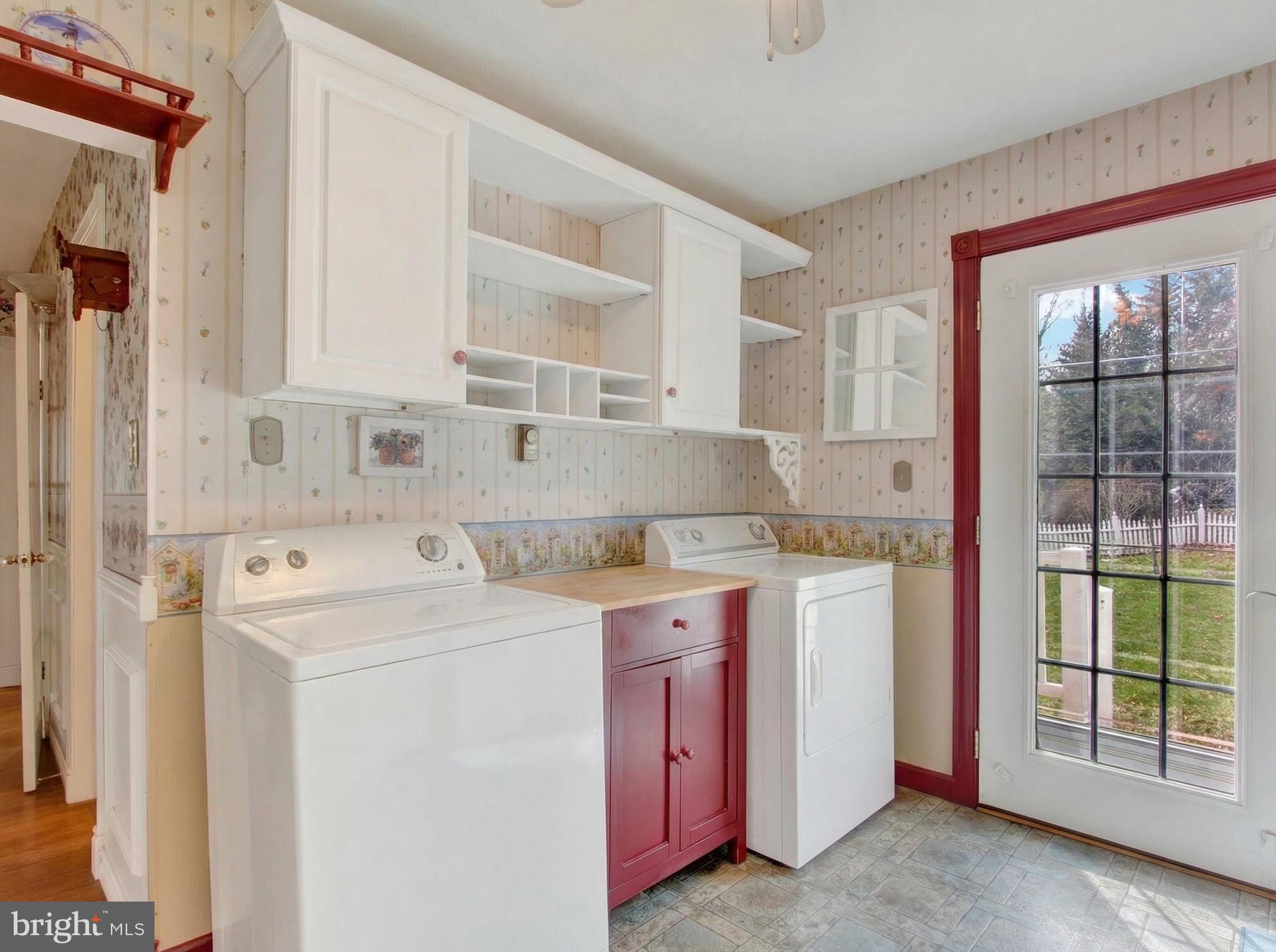 LAKE MEADE - Residential