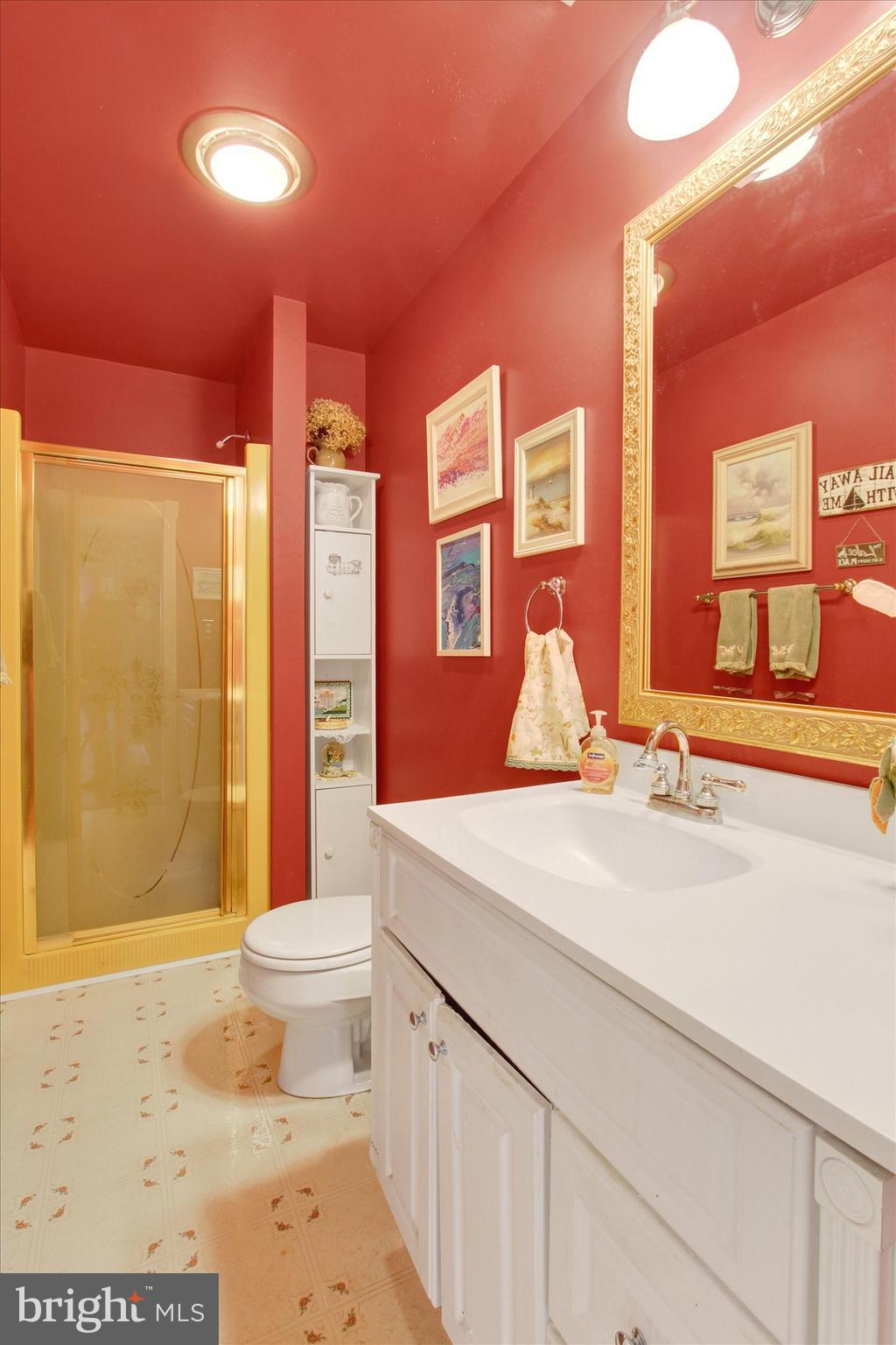 LAKE MEADE - Residential