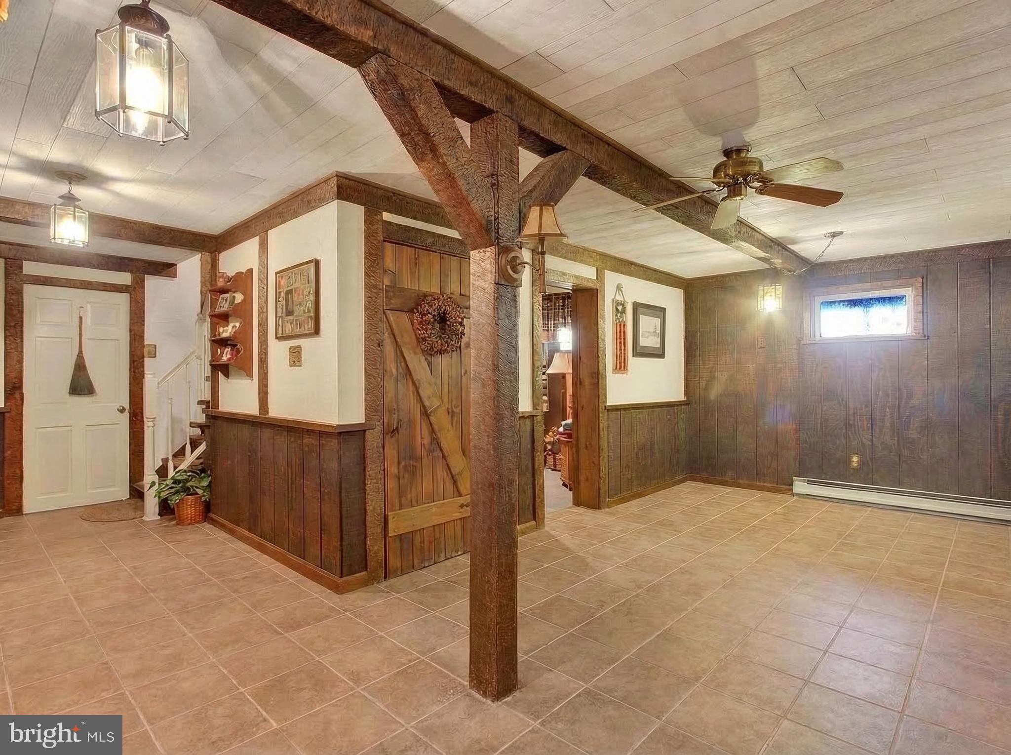 LAKE MEADE - Residential