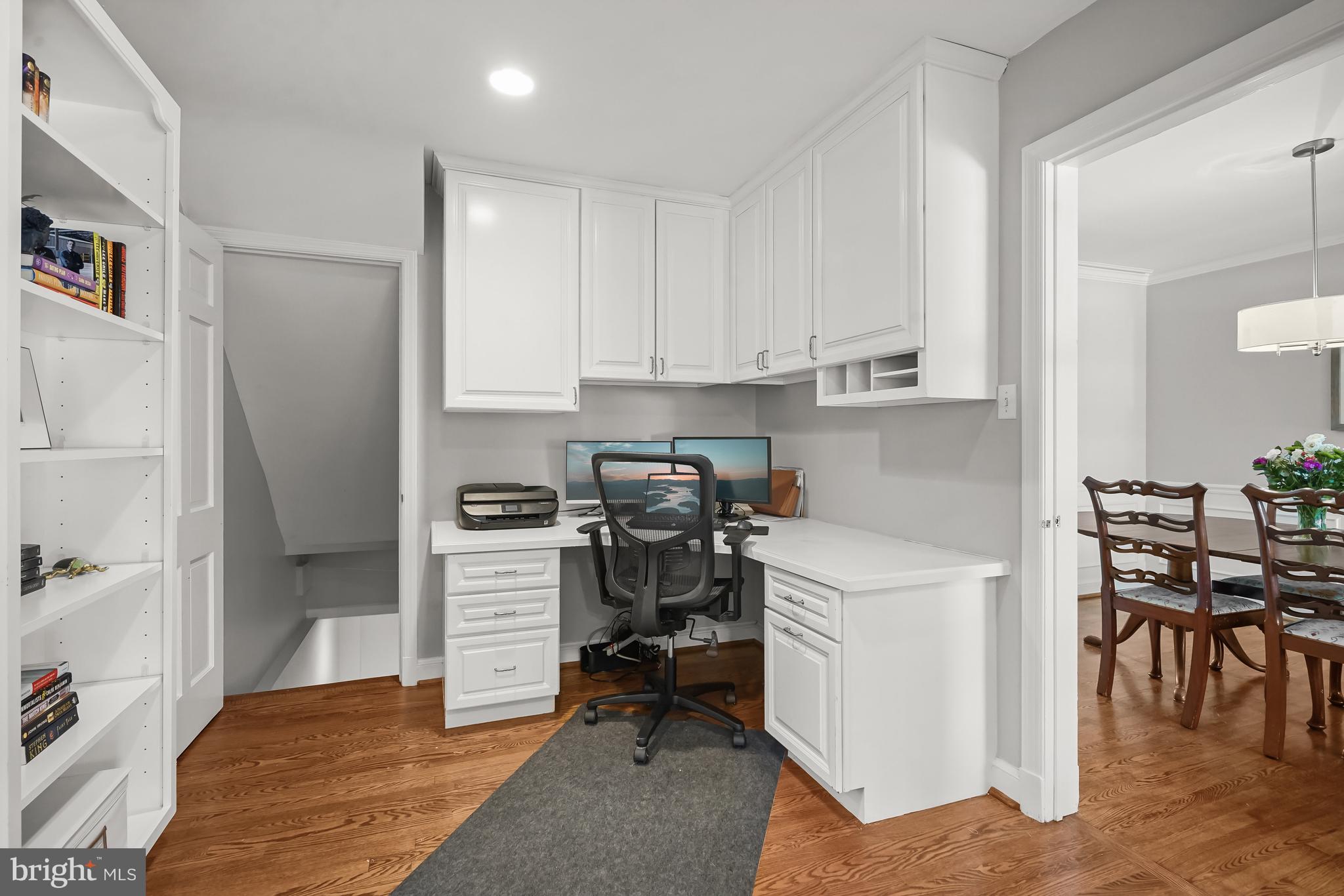 WOODACRES - Residential