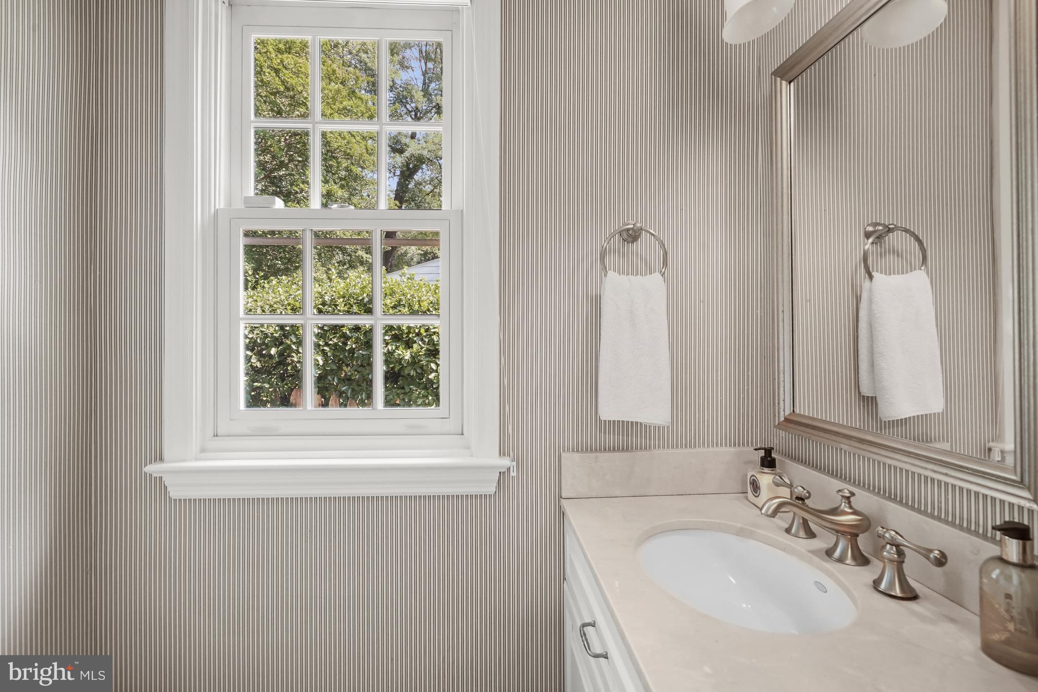 WOODACRES - Residential