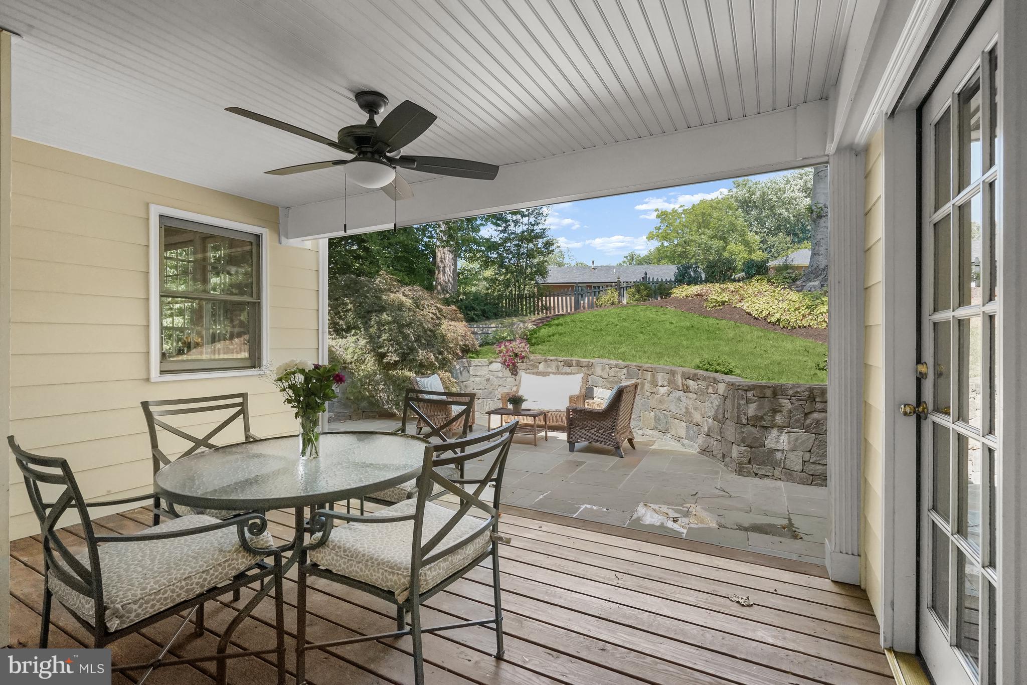 WOODACRES - Residential