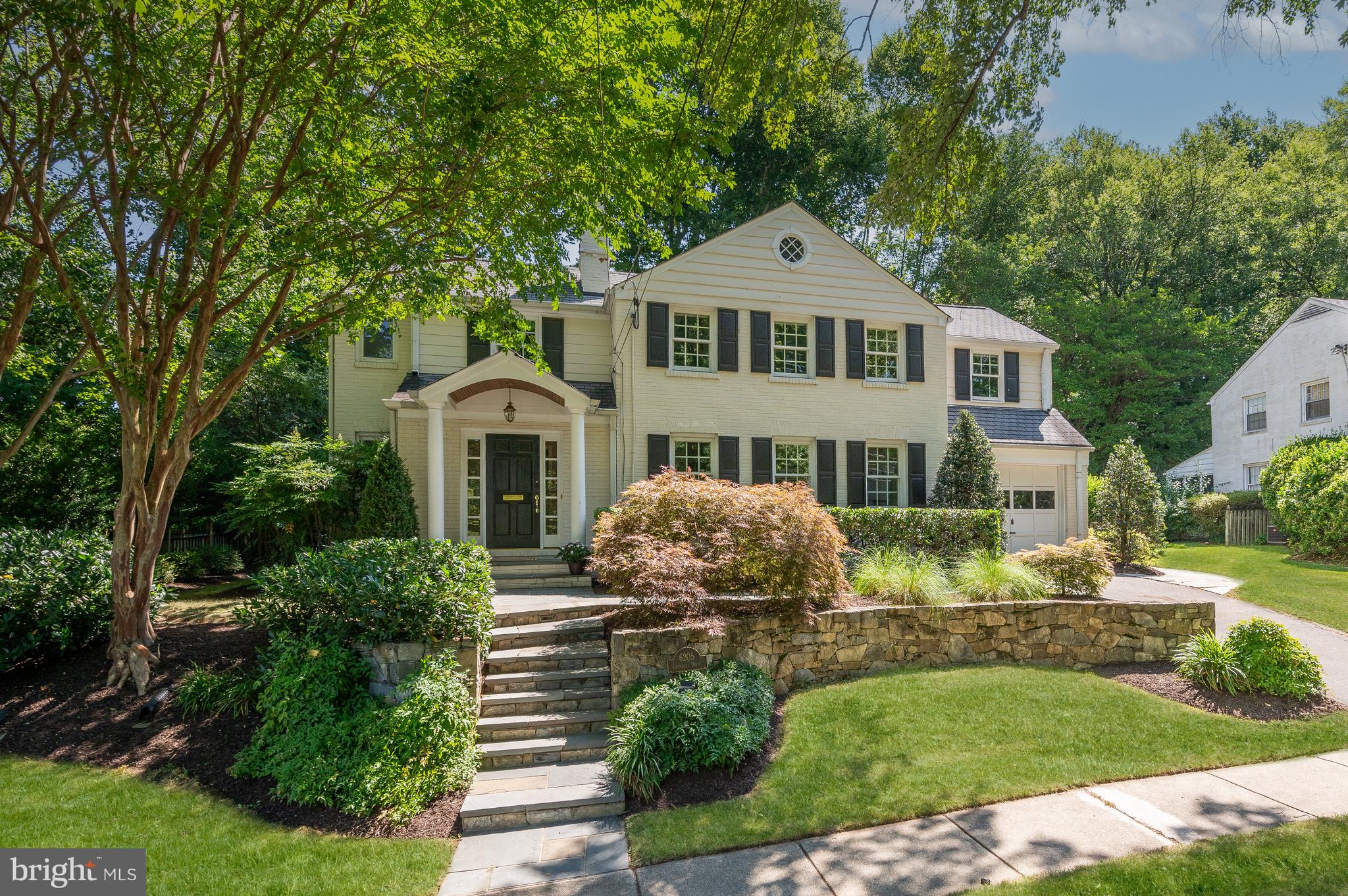 WOODACRES - Residential