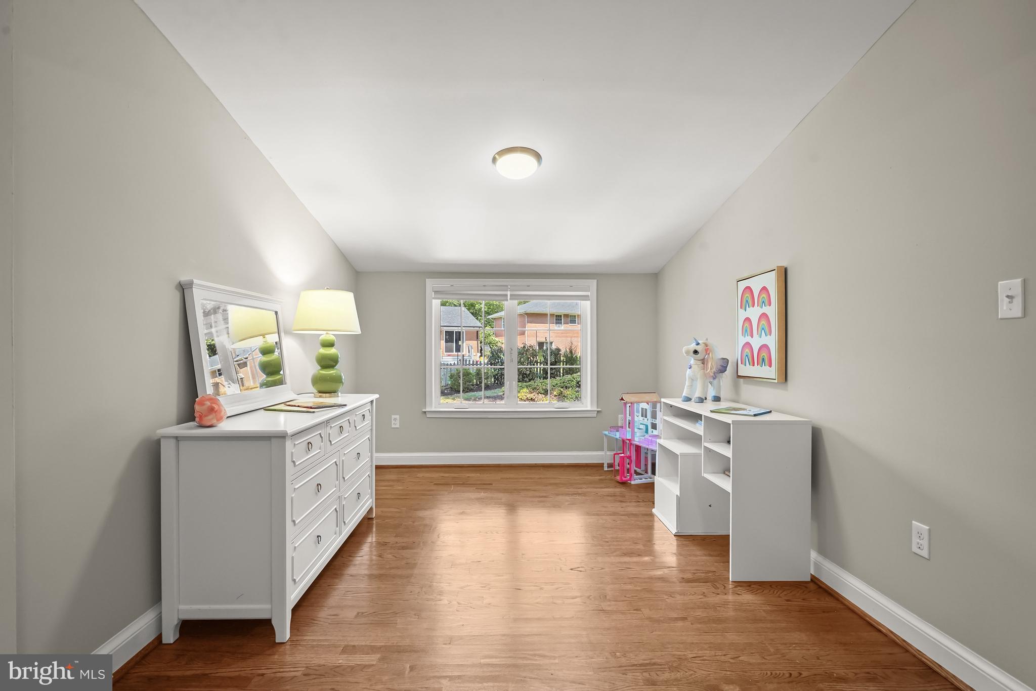 WOODACRES - Residential