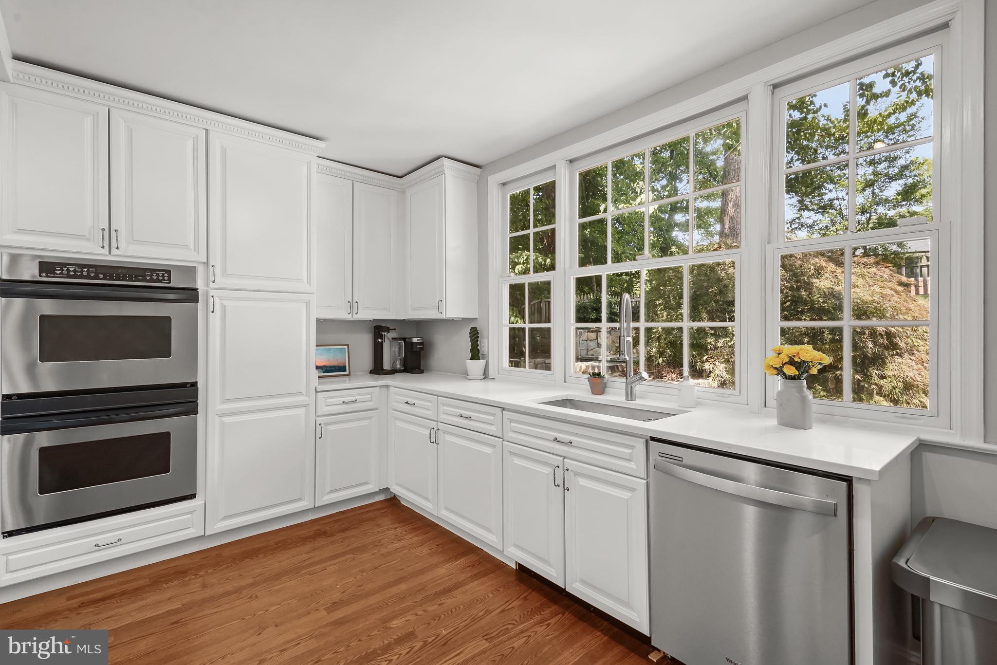 WOODACRES - Residential