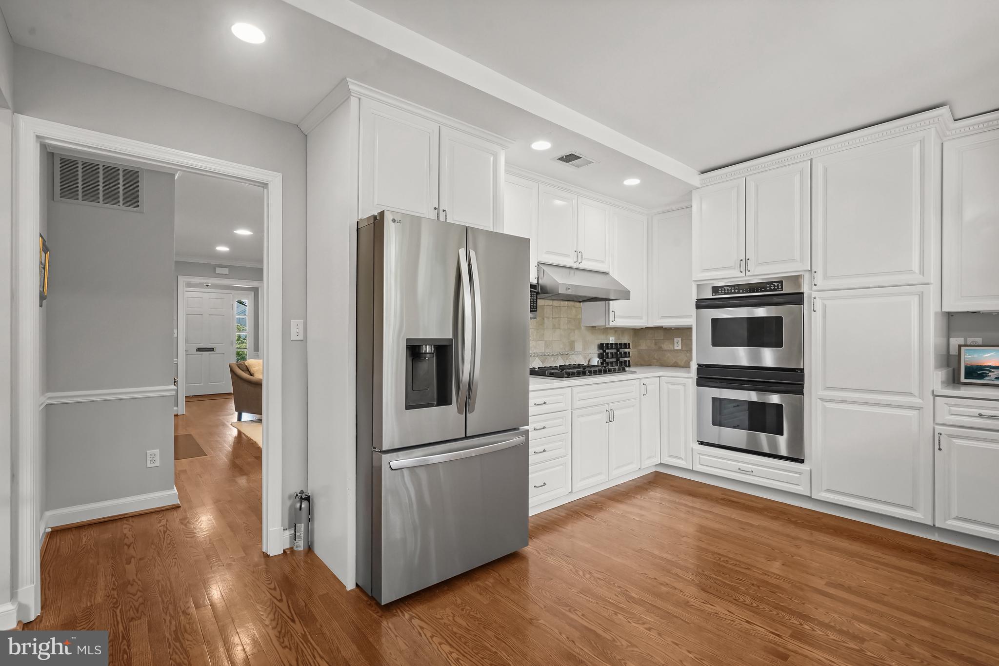 WOODACRES - Residential