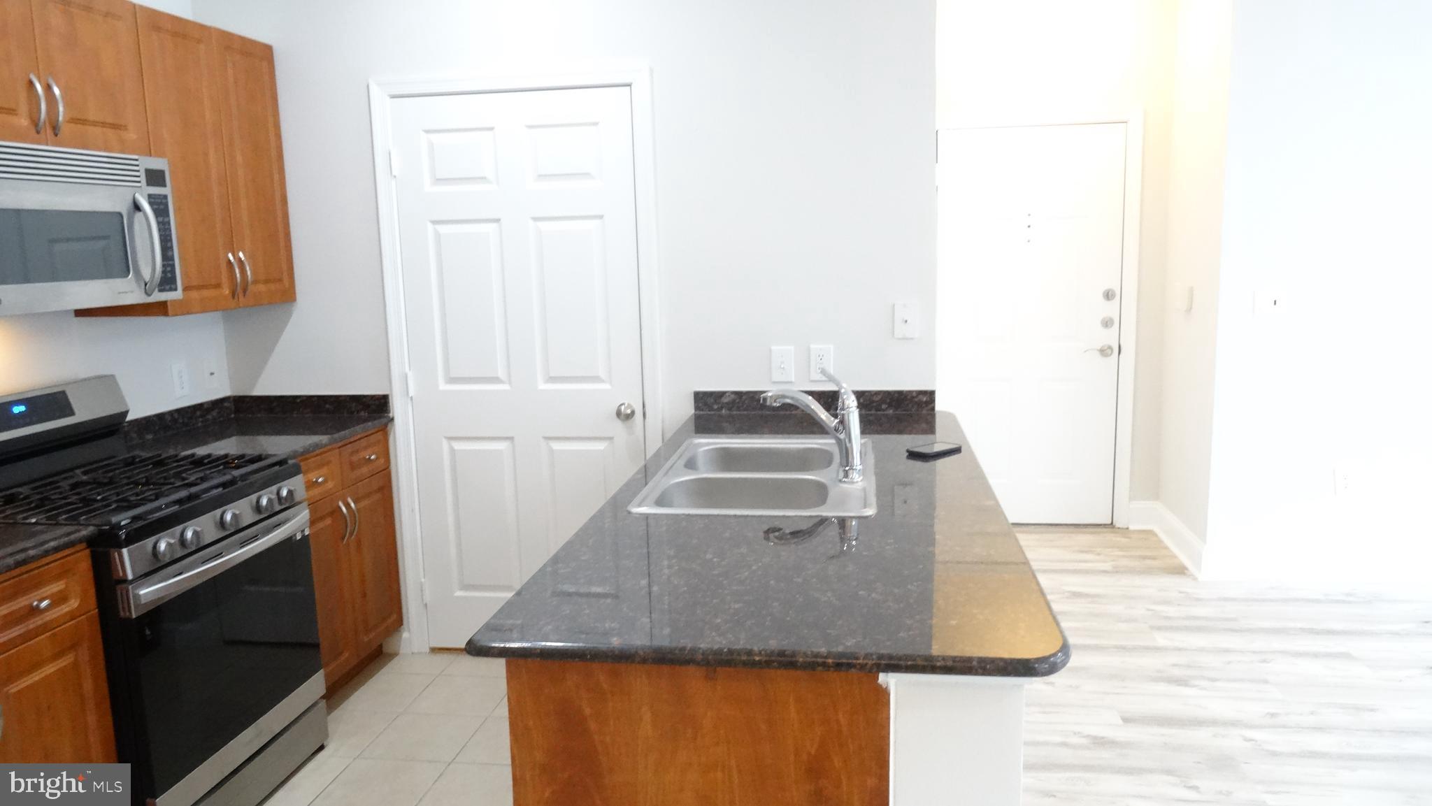 LEGATO CORNER - Residential Lease