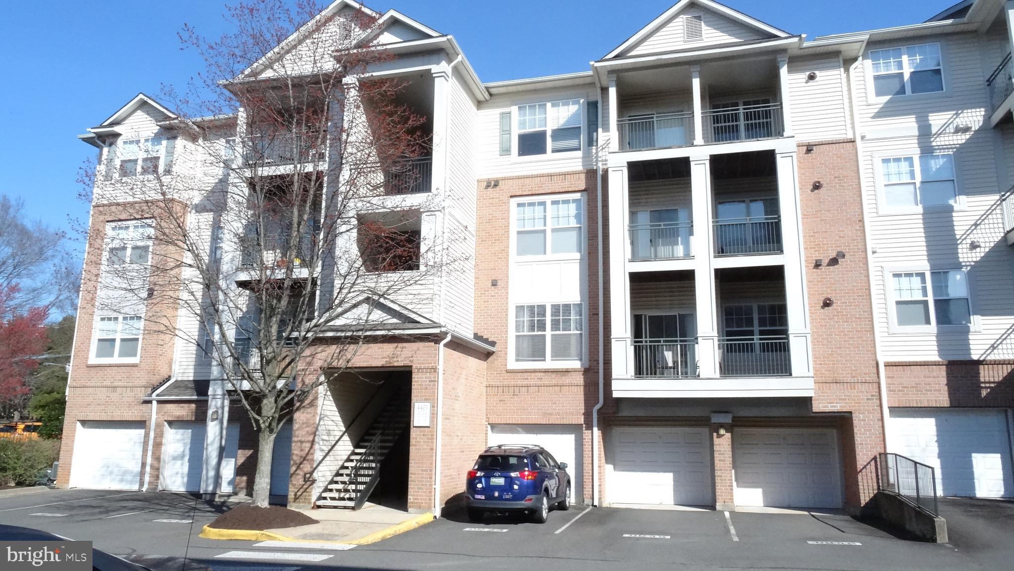 LEGATO CORNER - Residential Lease