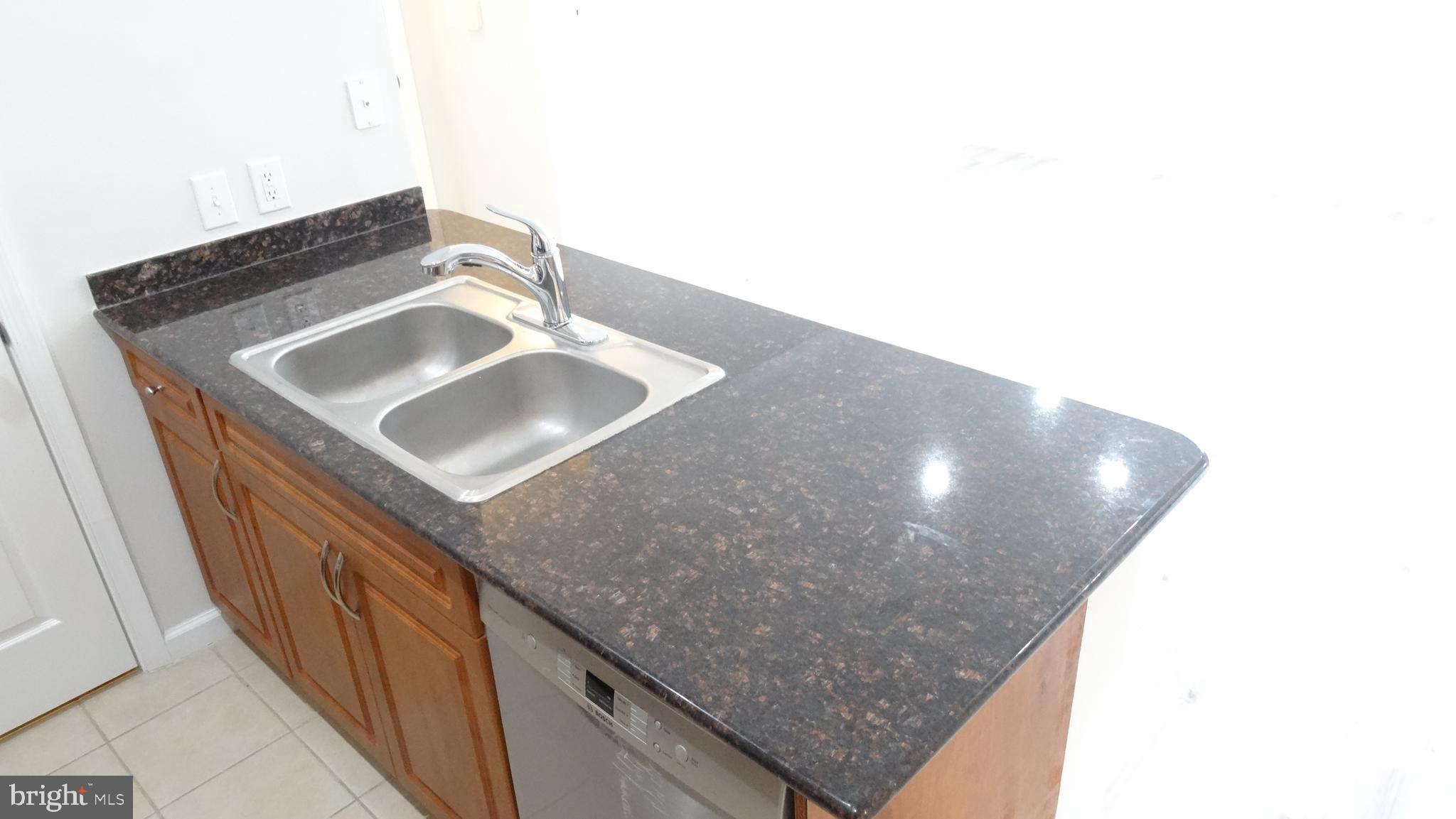 LEGATO CORNER - Residential Lease