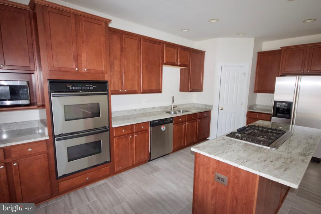 Photo of 13650 Lavender Mist Lane, CENTREVILLE, VA 20120 (MLS # VAFX2268906)