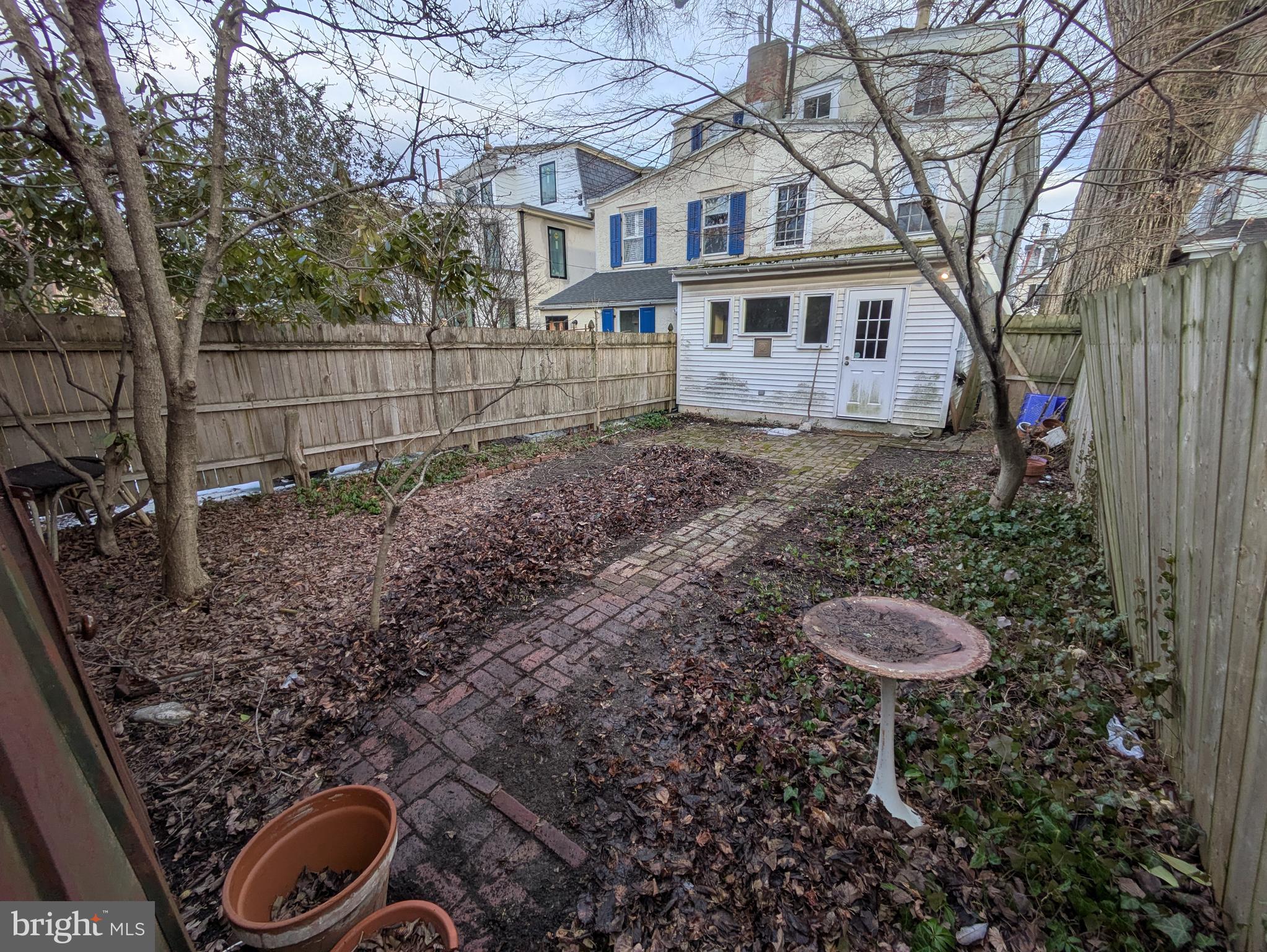 205 E EVERGREEN AVENUE