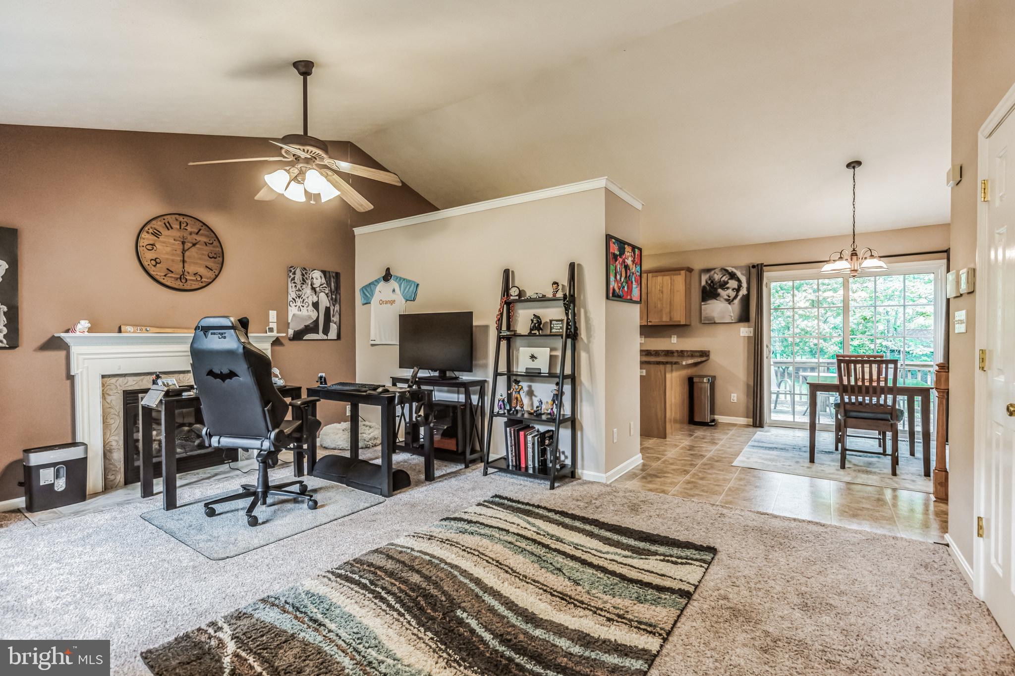 BAY BERRY - Residential Lease