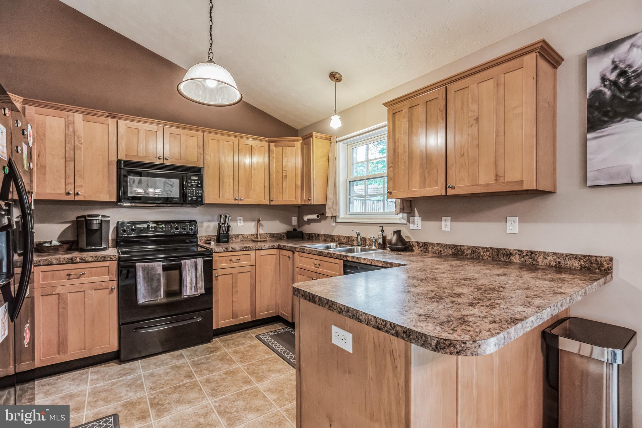 BAY BERRY - Residential Lease