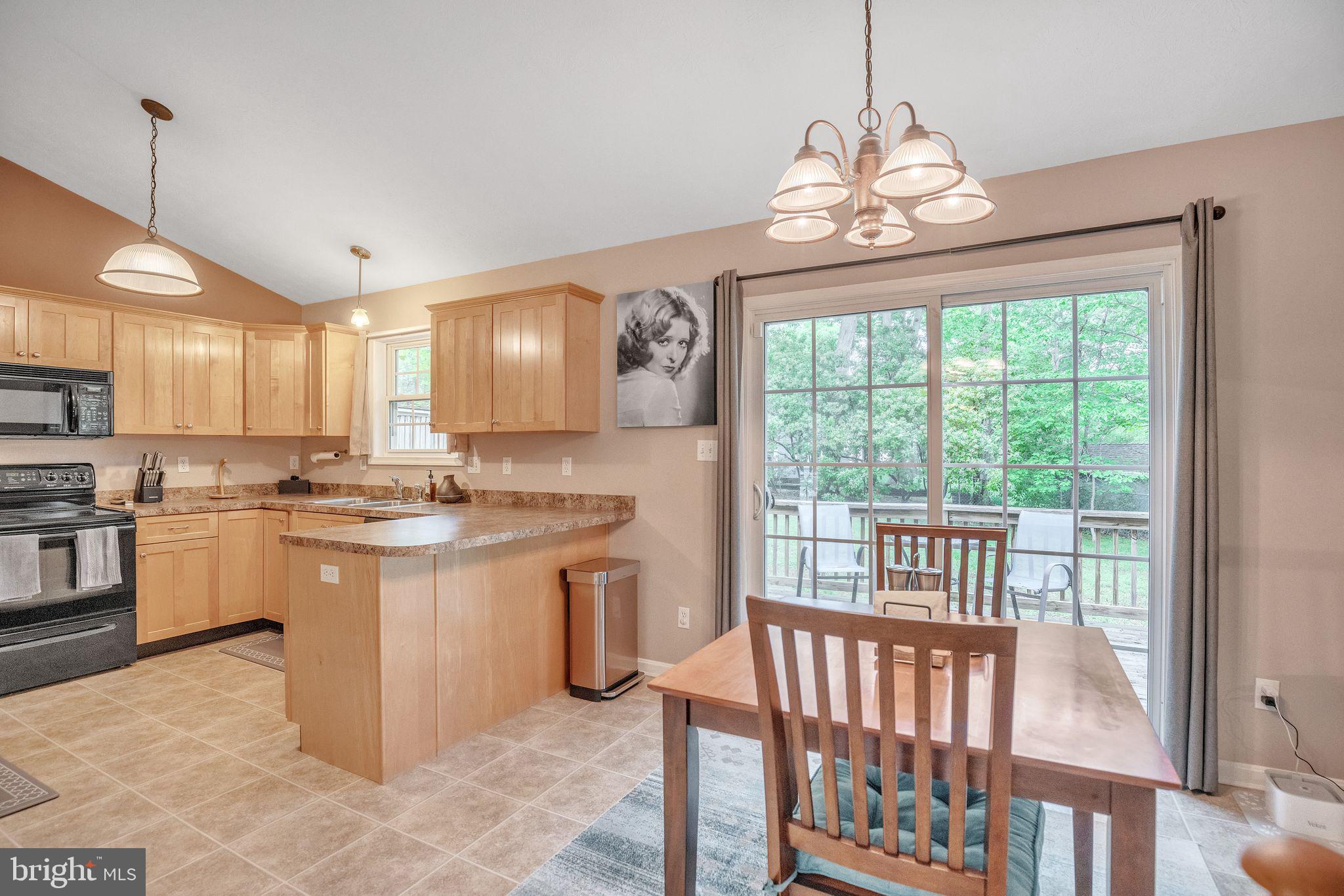 BAY BERRY - Residential Lease