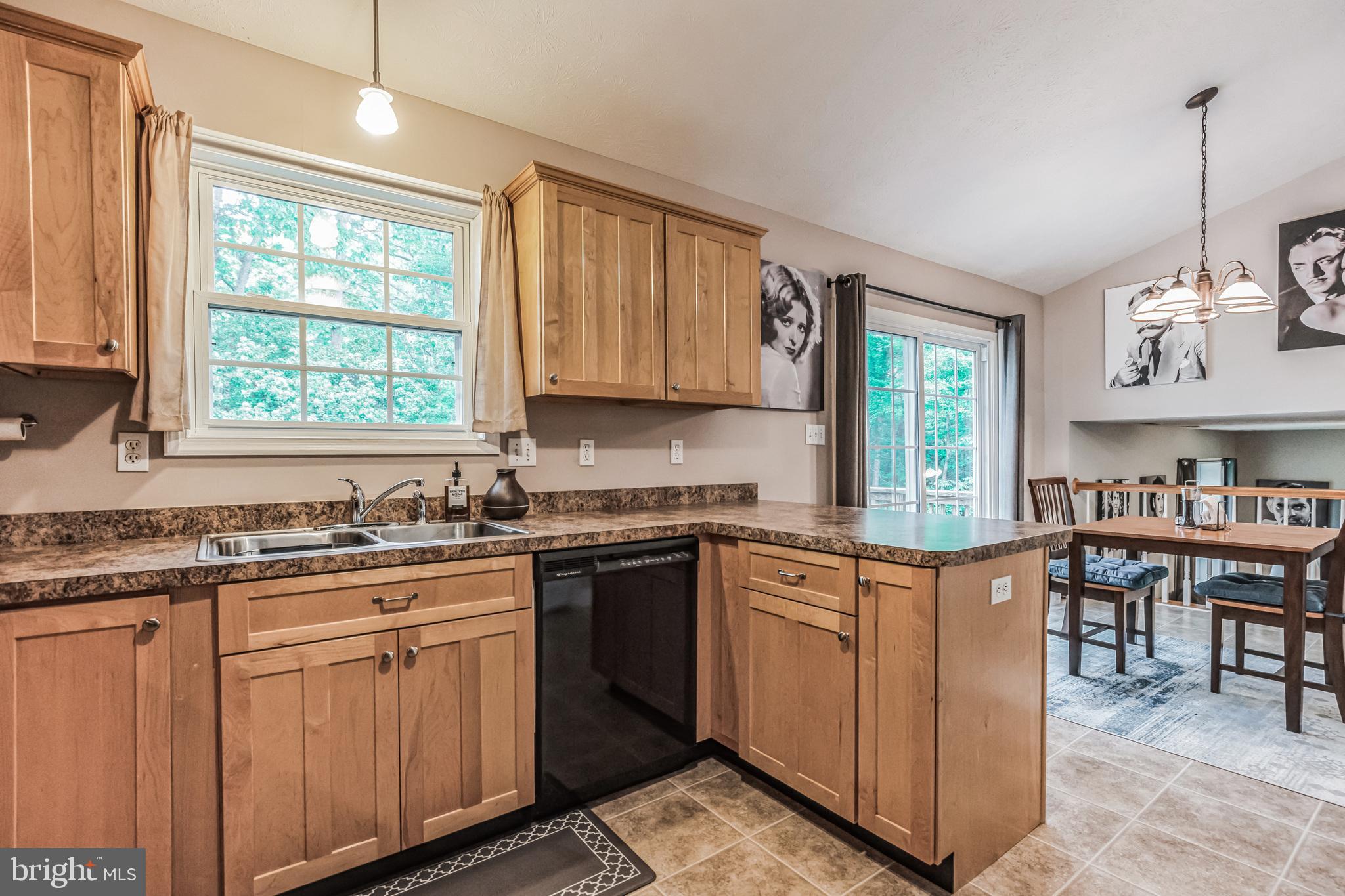 BAY BERRY - Residential Lease