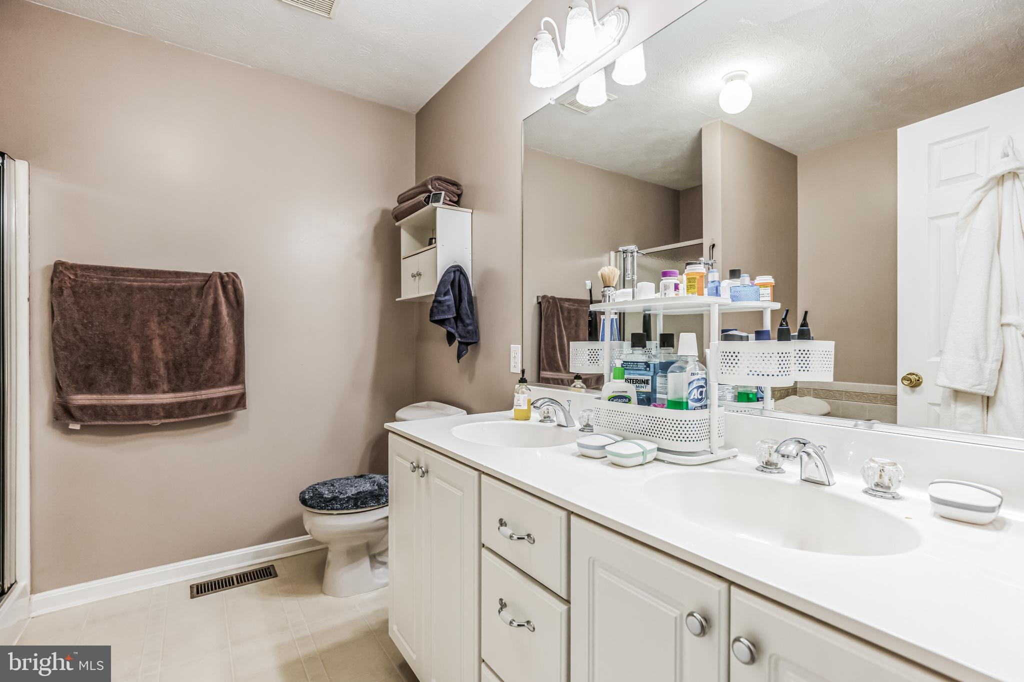 BAY BERRY - Residential Lease