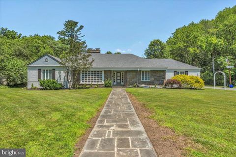 554 COOPER STREET WOODBURY NJ 08096