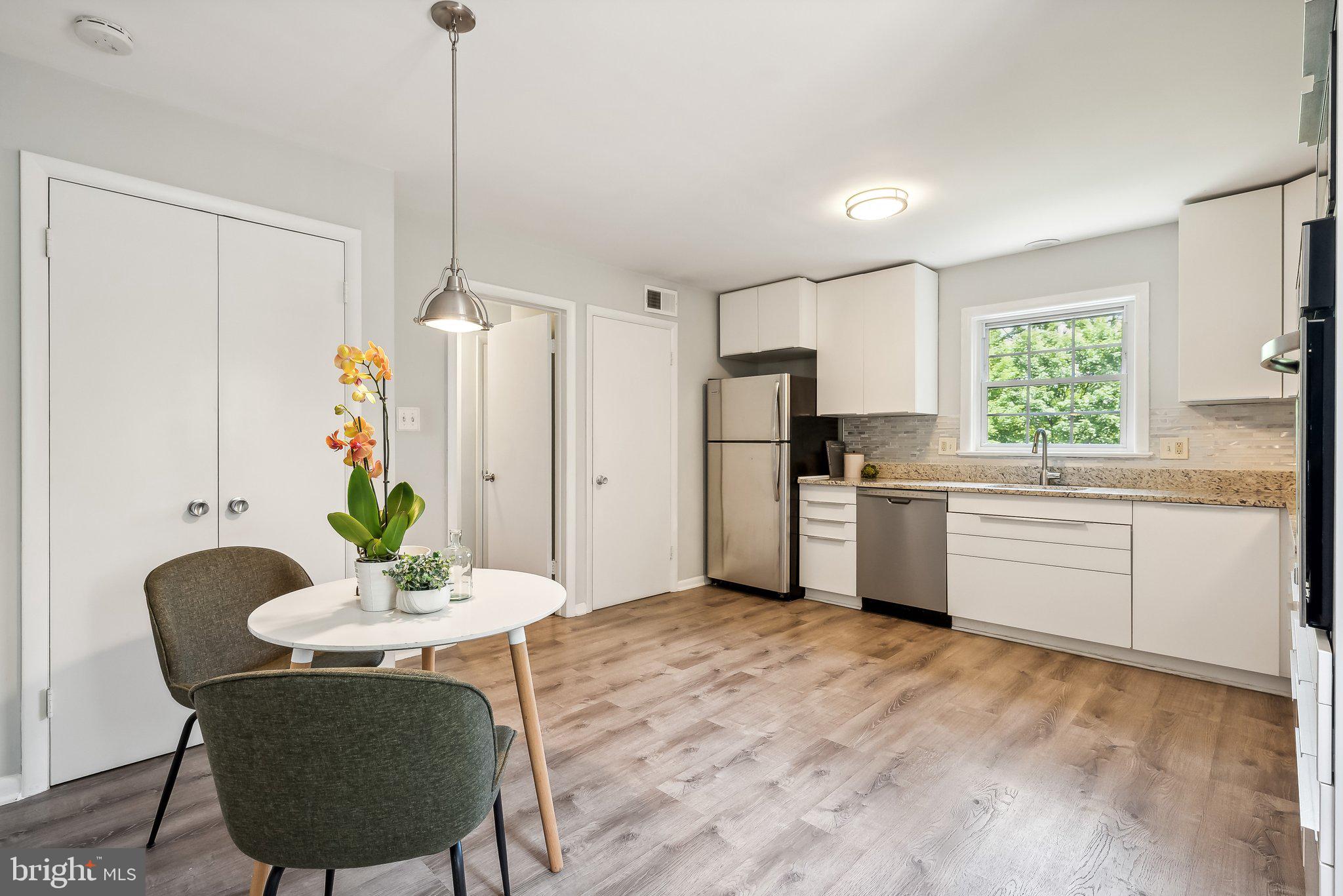 ALTA VISTA - Residential