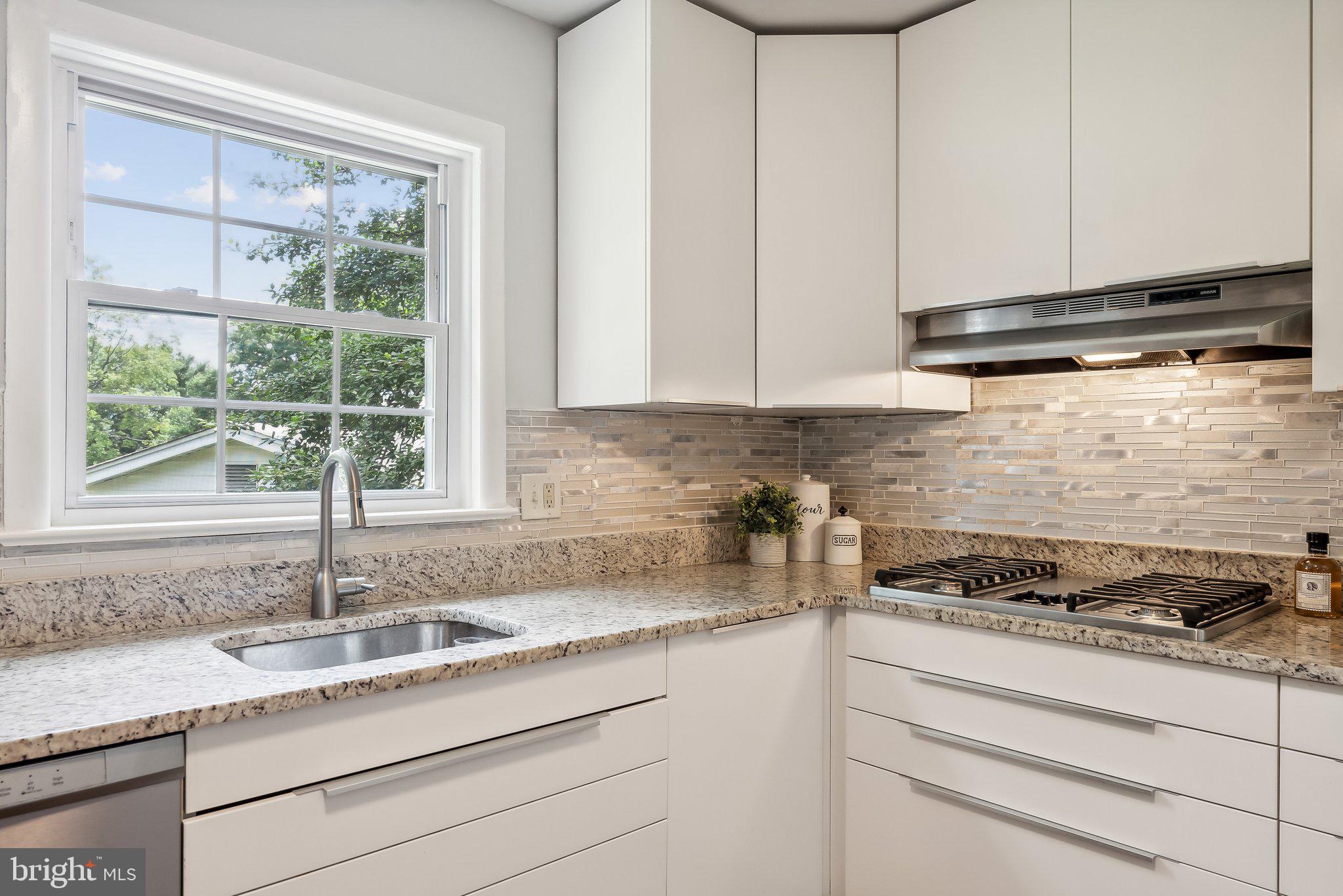 ALTA VISTA - Residential