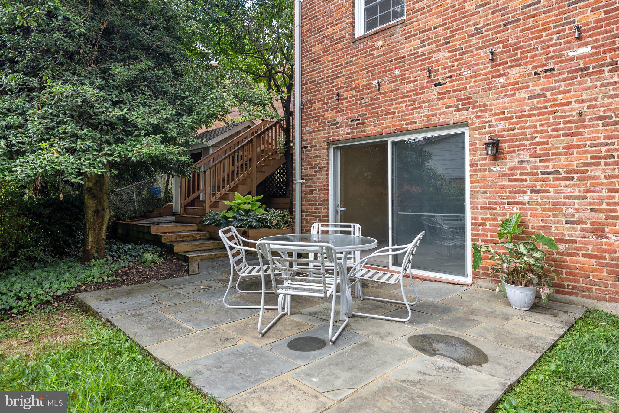 ALTA VISTA - Residential