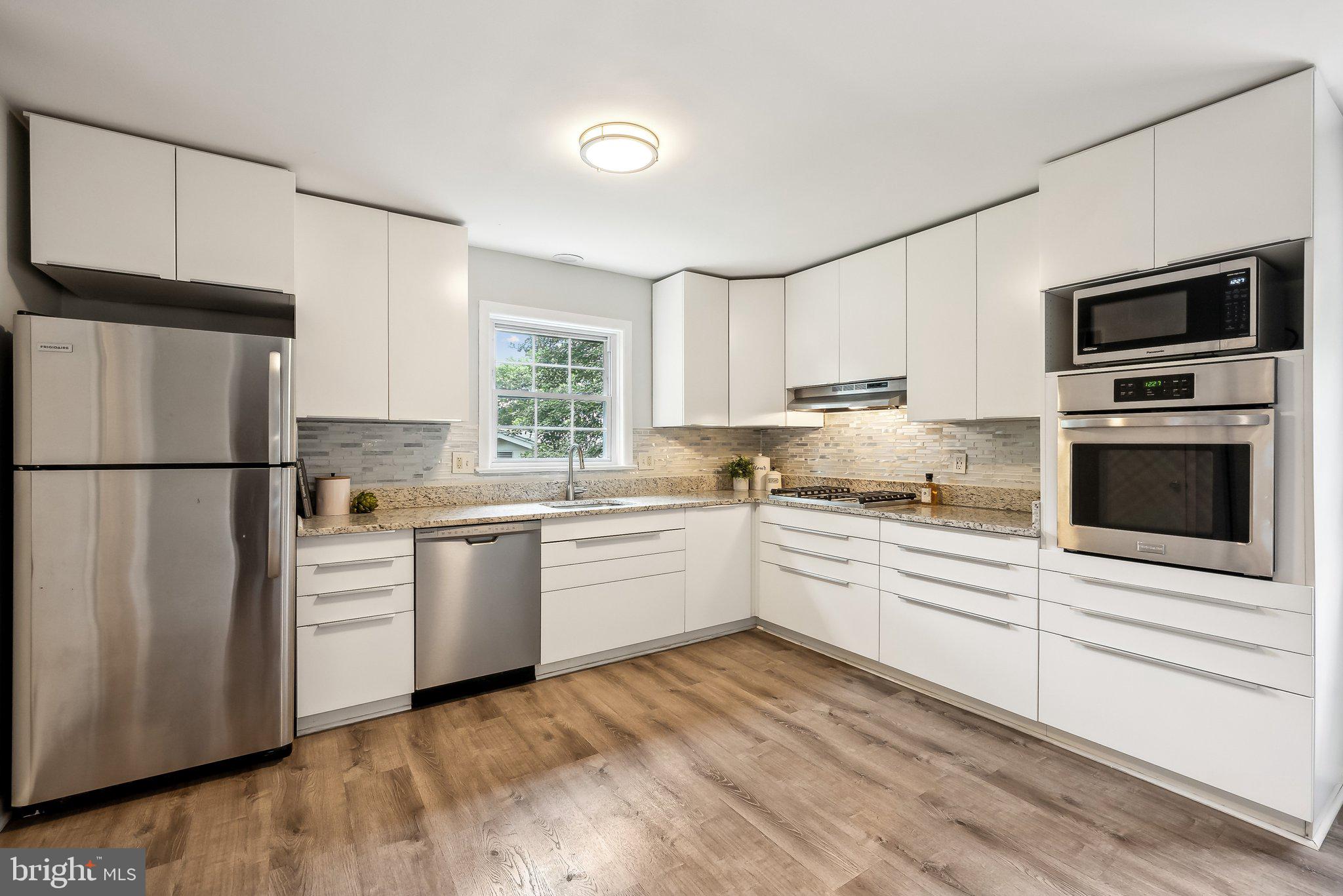 ALTA VISTA - Residential