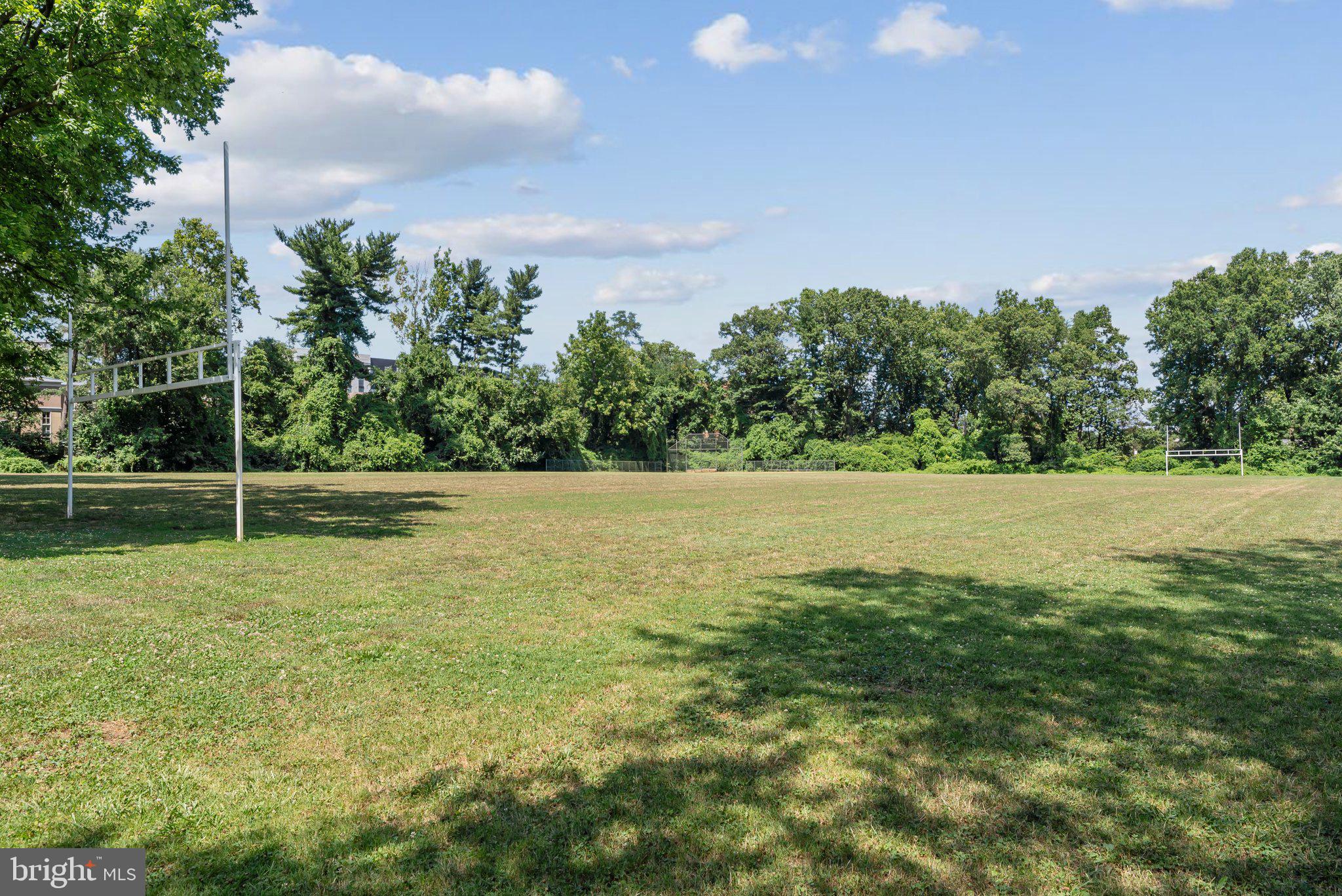 ALTA VISTA - Residential