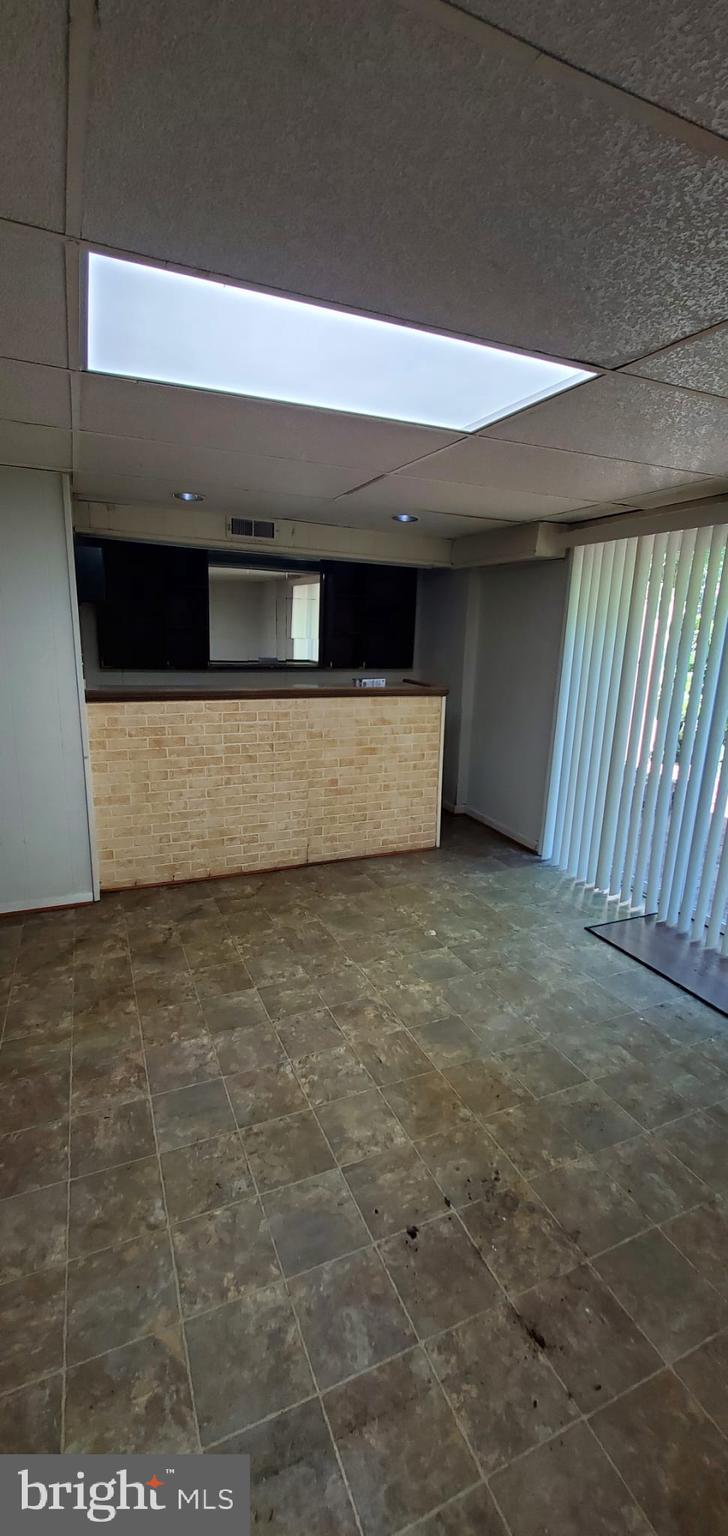 OLDE GREENWICH - Residential