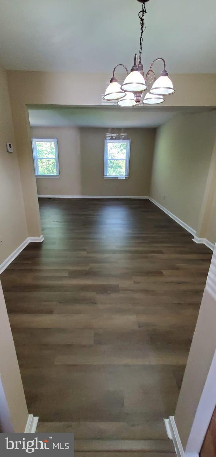 OLDE GREENWICH - Residential