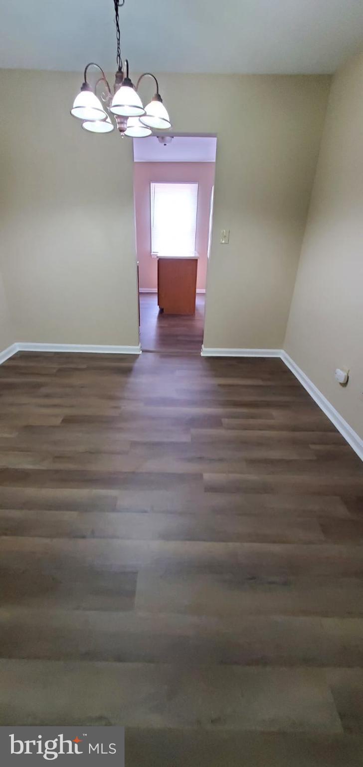 OLDE GREENWICH - Residential