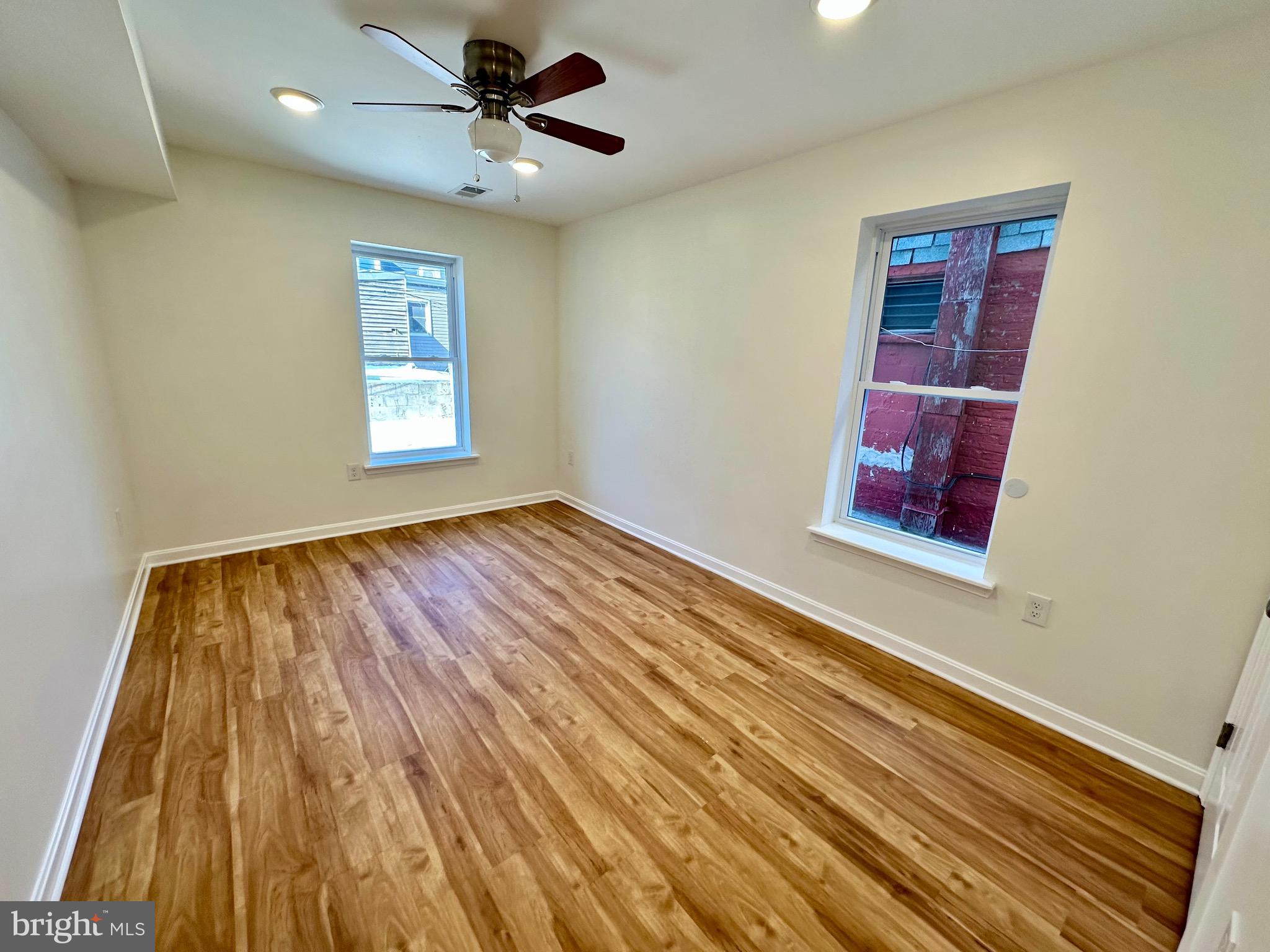 LITTLE ITALY - Residential Lease