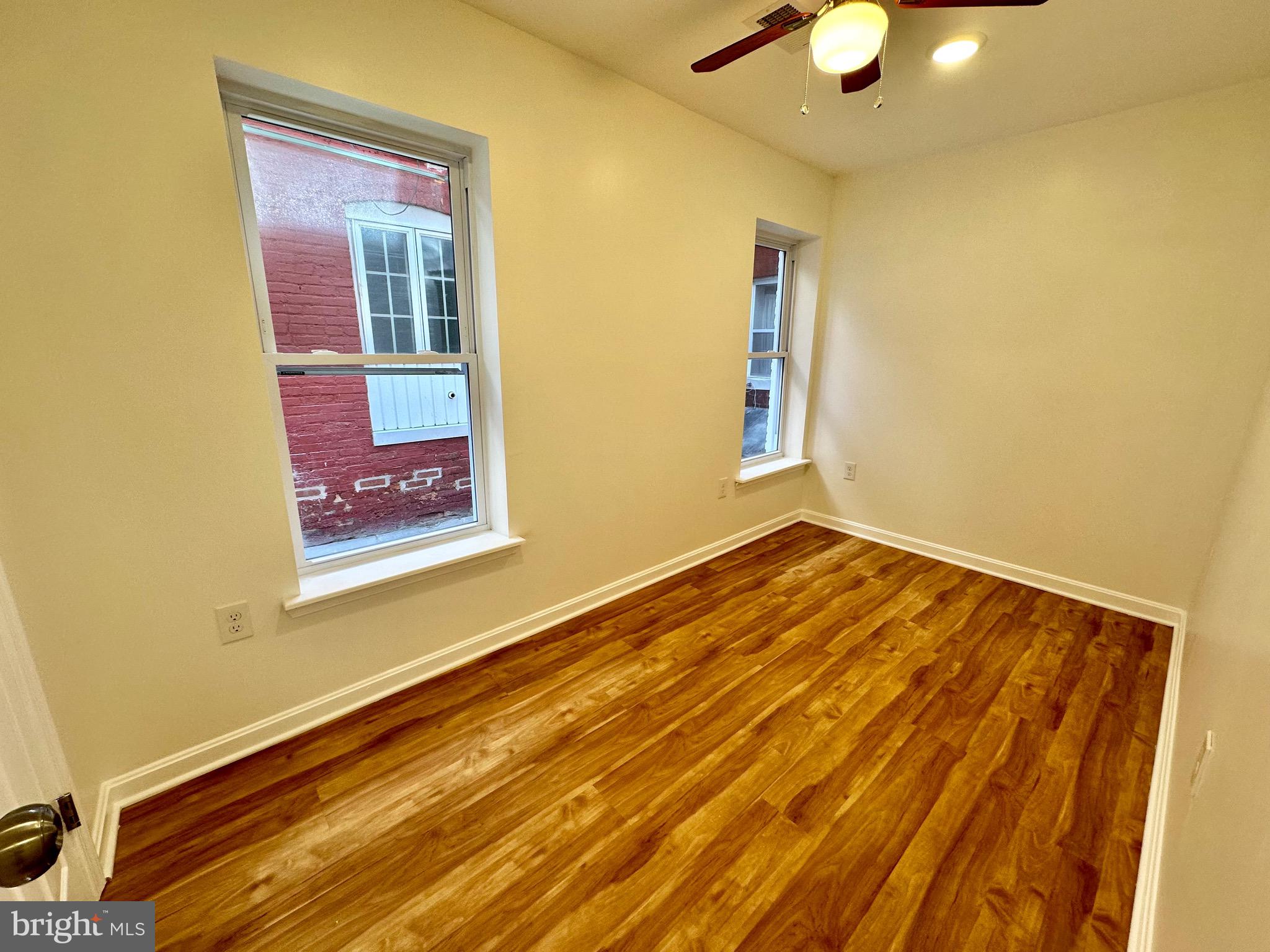 LITTLE ITALY - Residential Lease