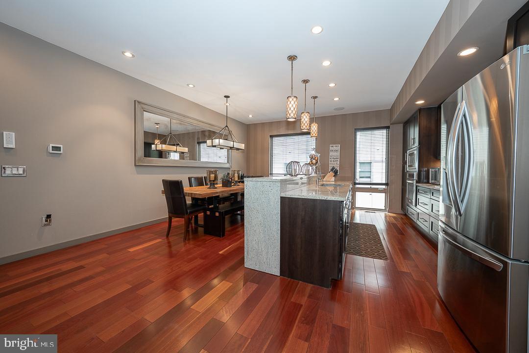 ART MUSEUM AREA - Residential