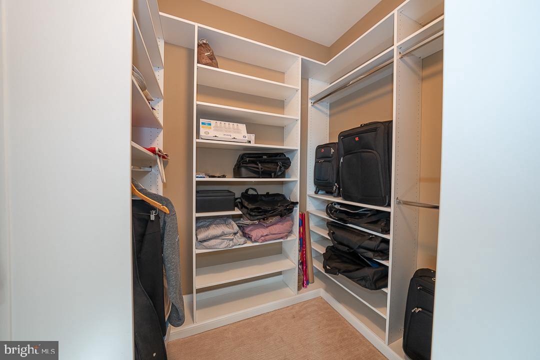 ART MUSEUM AREA - Residential