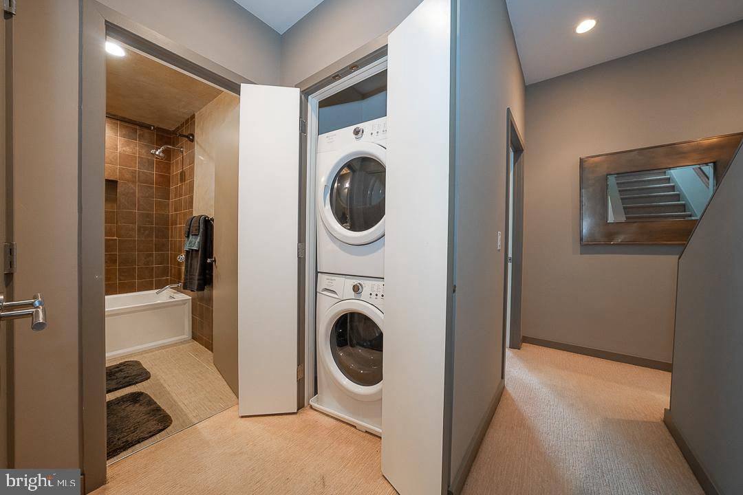 ART MUSEUM AREA - Residential