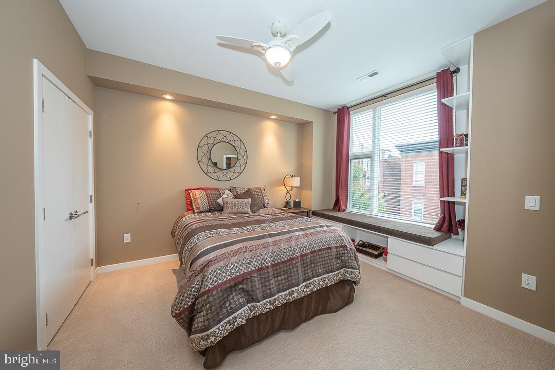 ART MUSEUM AREA - Residential