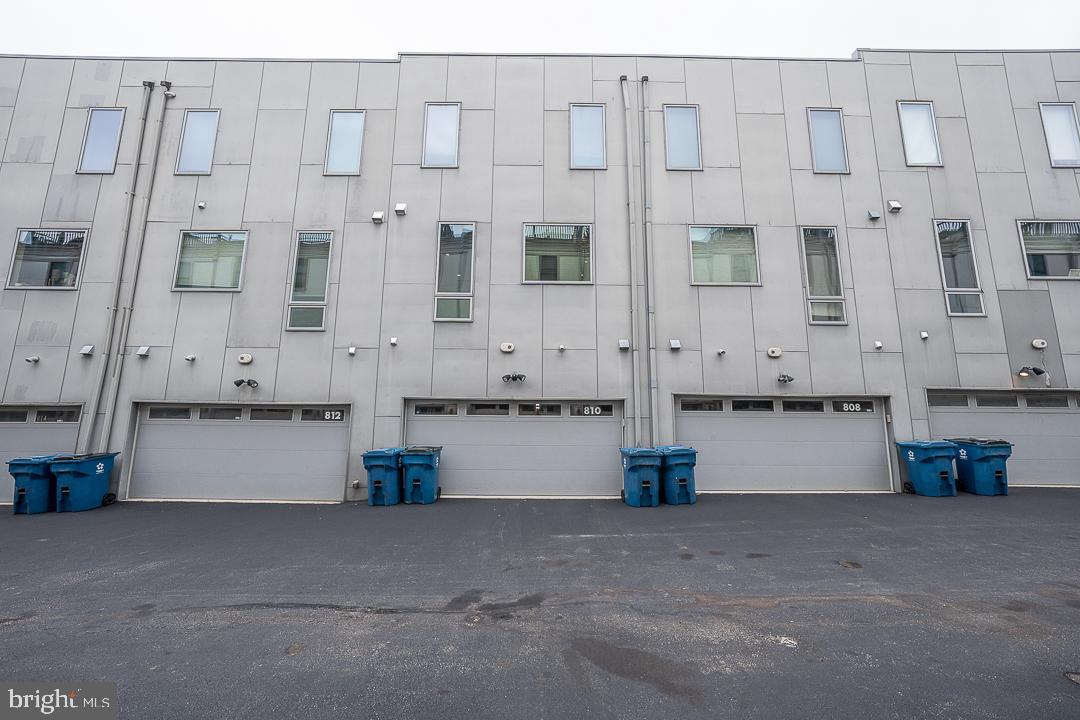 ART MUSEUM AREA - Residential